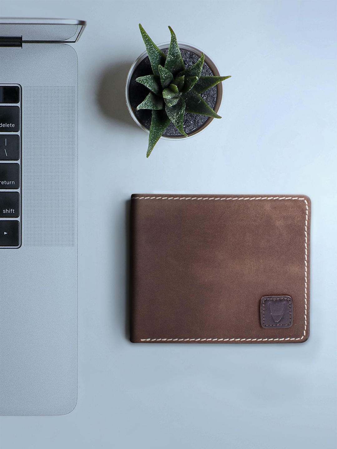 

Hidesign Men Brown Textured Two Fold Wallet