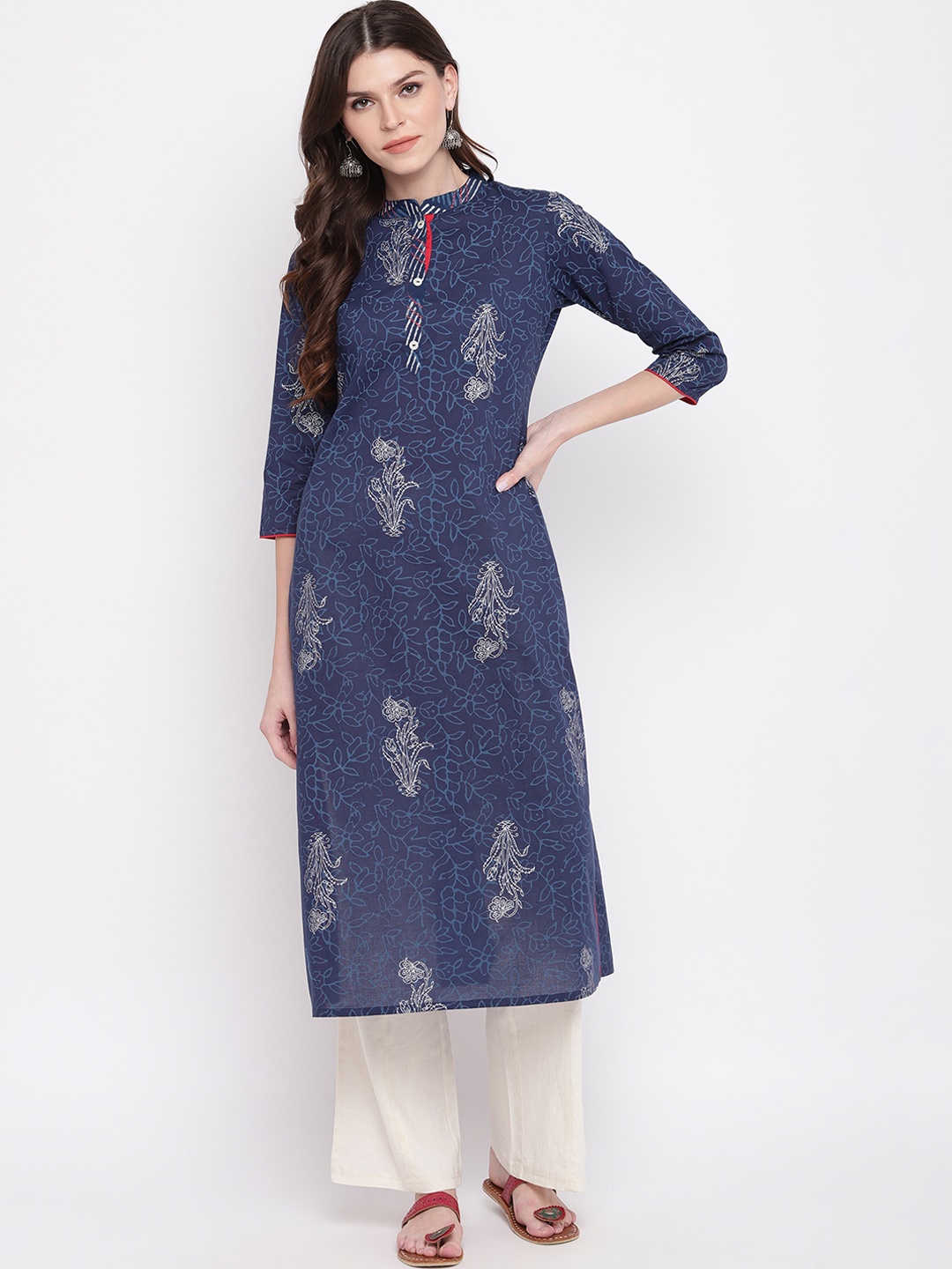 

Vbuyz Women Navy Blue Foil Printed Straight Kurta