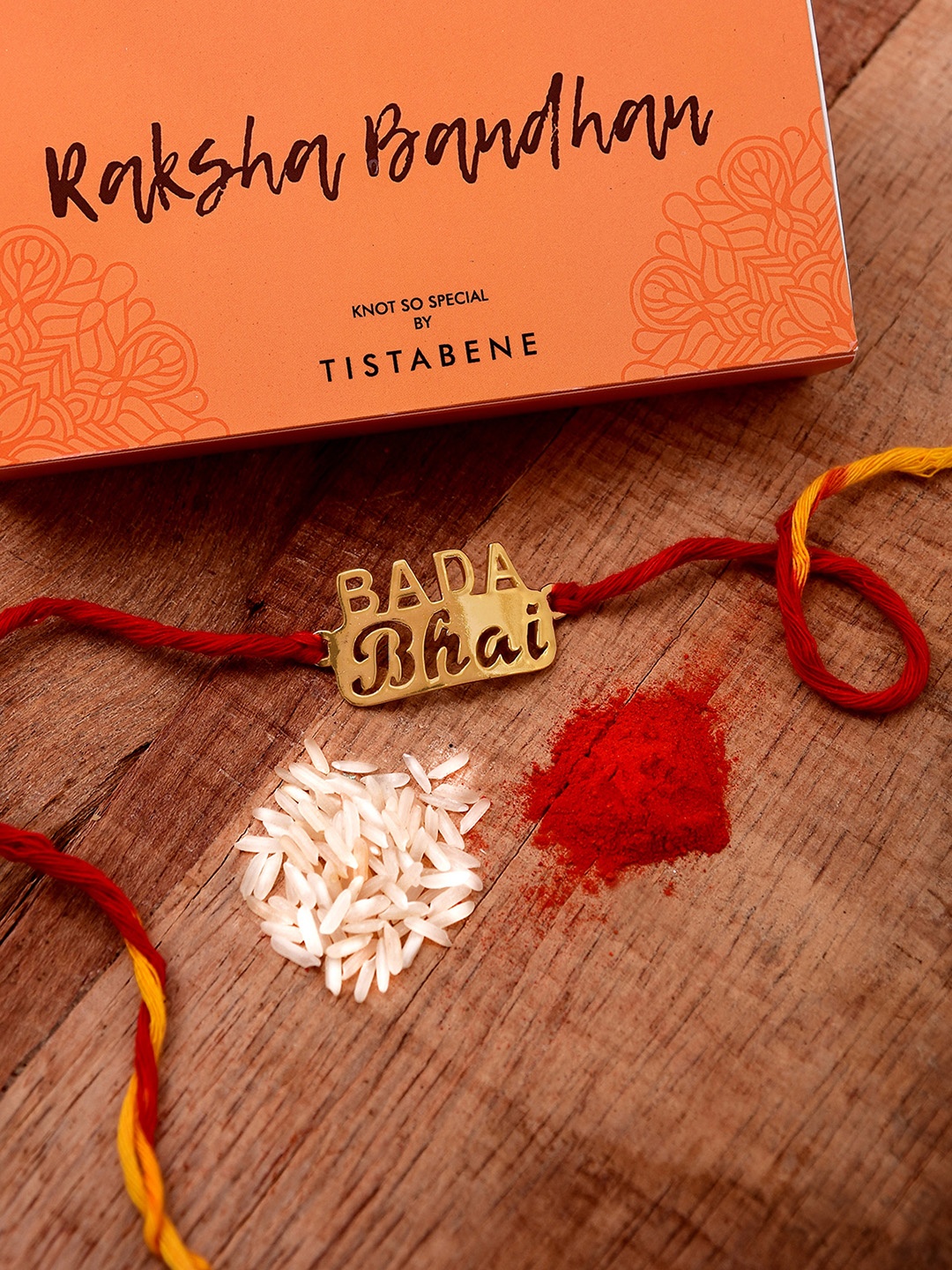 

Tistabene Men Gold-Plated Bada Bhai Wraparound Rakhi