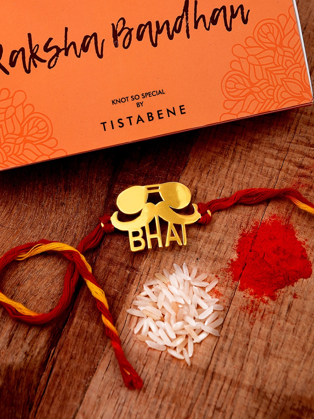 

Tistabene Men Gold-Plated Bhai Wraparound Rakhi