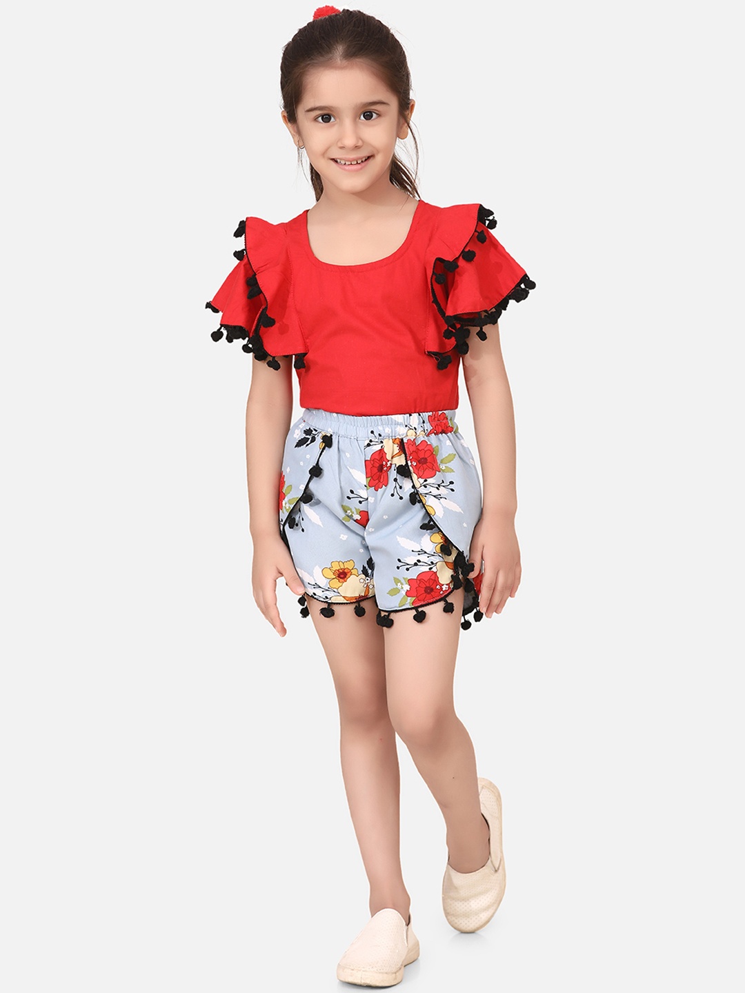 

Cutiekins Girls Red & Grey Solid Top with Shorts