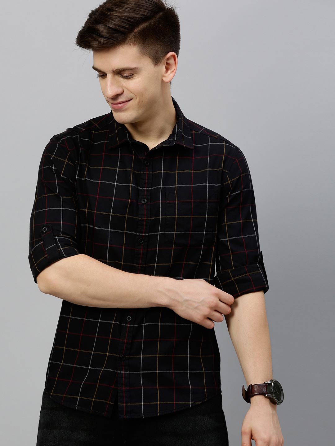 

HERE&NOW Men Black & Red Slim Fit Checked Casual Shirt