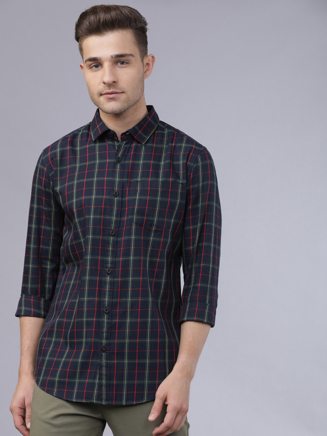 

HIGHLANDER Men Navy Blue & Green Yarn Dyed Slim Fit Checked Casual Shirt