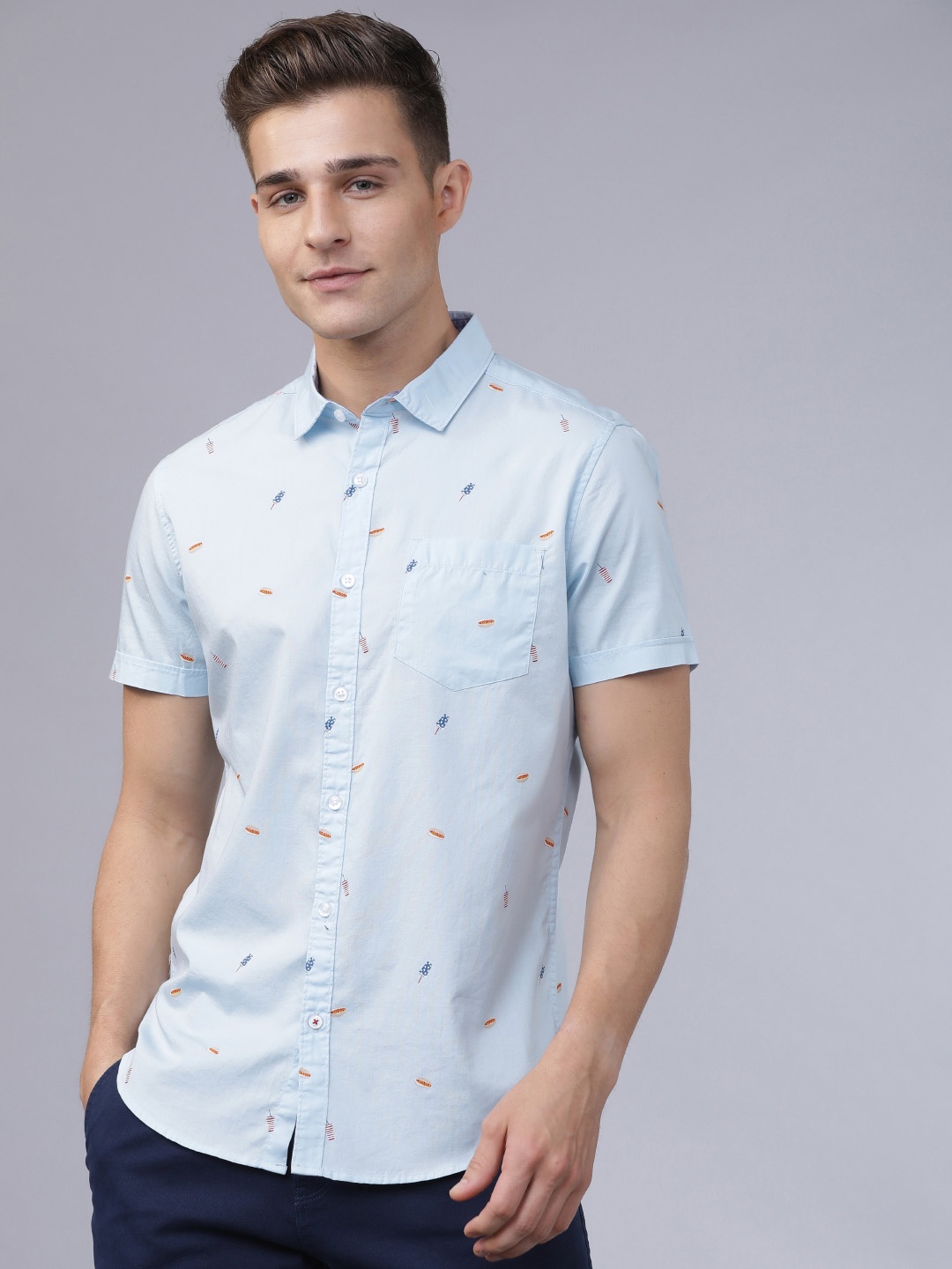

HIGHLANDER Men Blue & Orange Slim Fit Conversational Print Casual Shirt