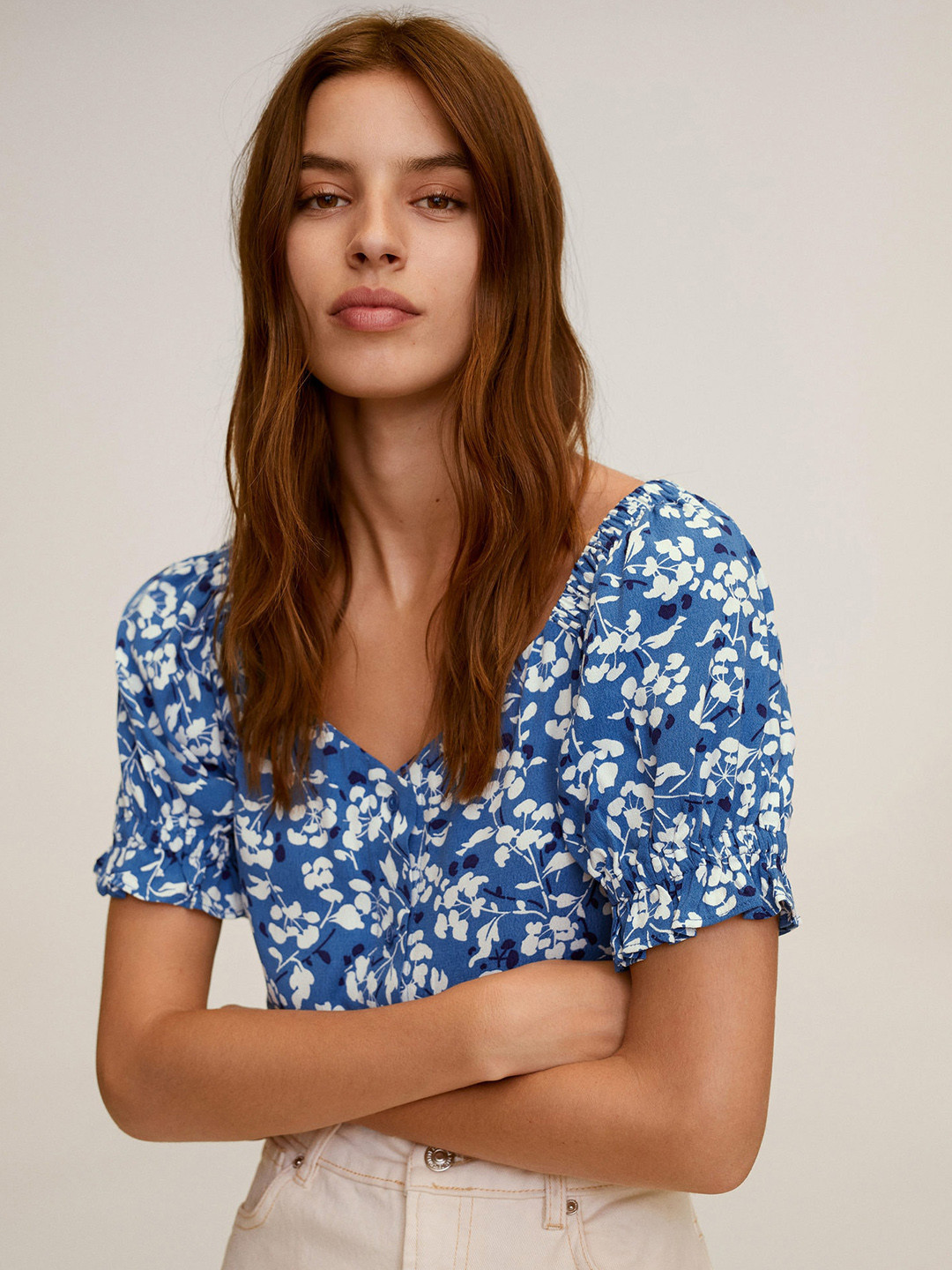 

MANGO Women Blue & White Floral Printed Puff Sleeved Top