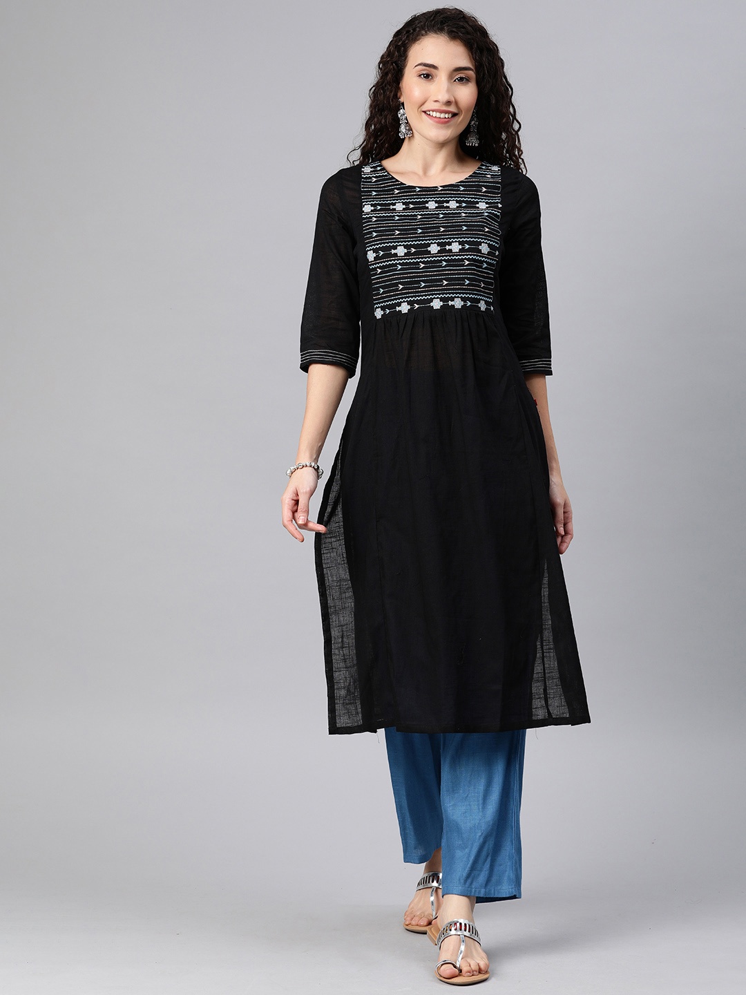 

Alena Women Black Embroidered Straight Kurta