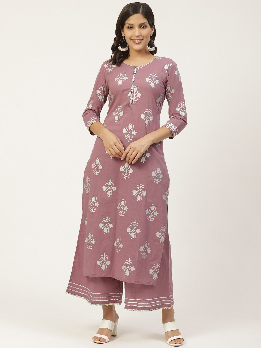 

Varanga Women Mauve & Silver Printed Kurta with Palazzos