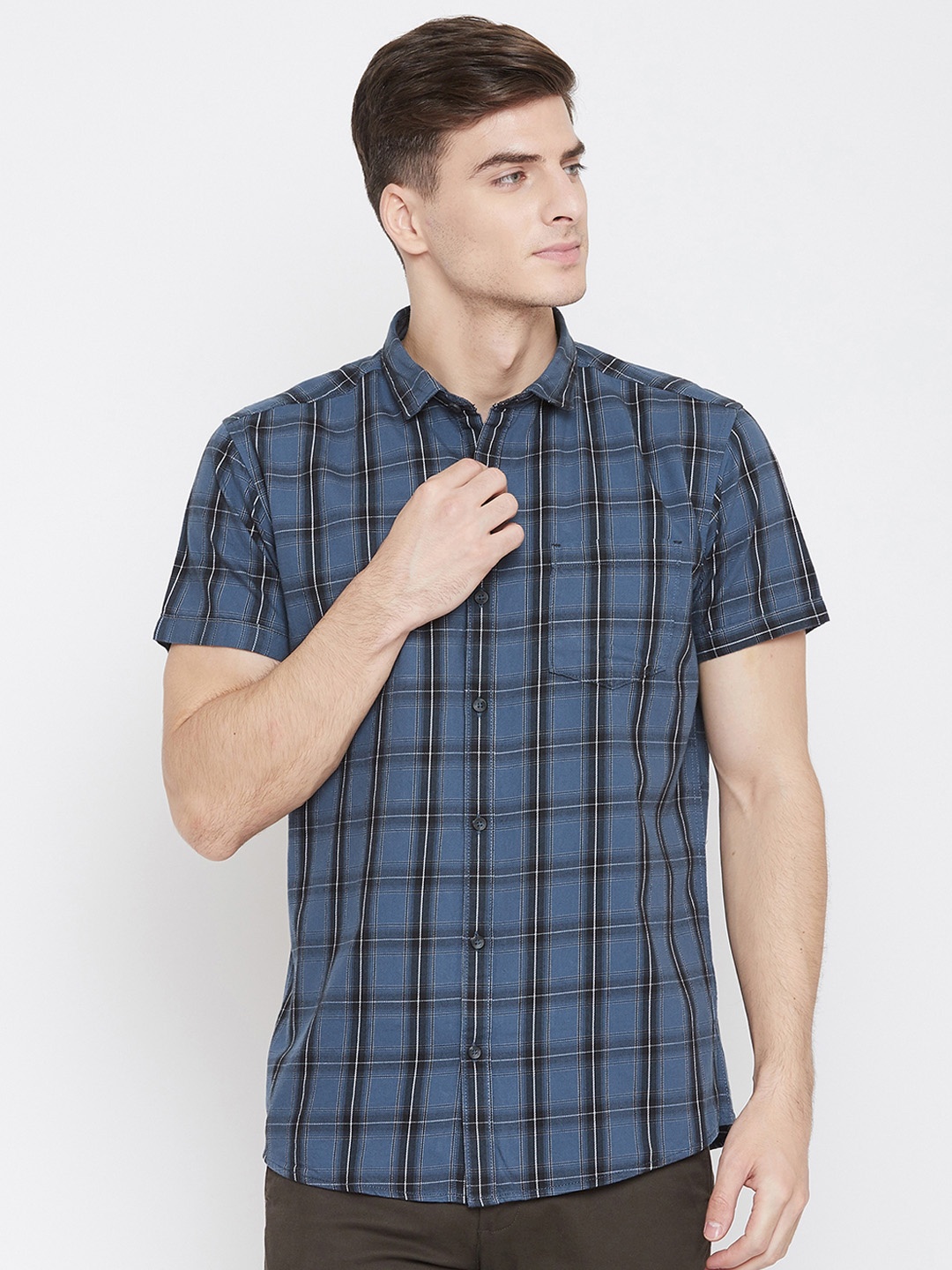 

METTLE Men Navy Blue & Black Regular Fit Checked Casual Shirt