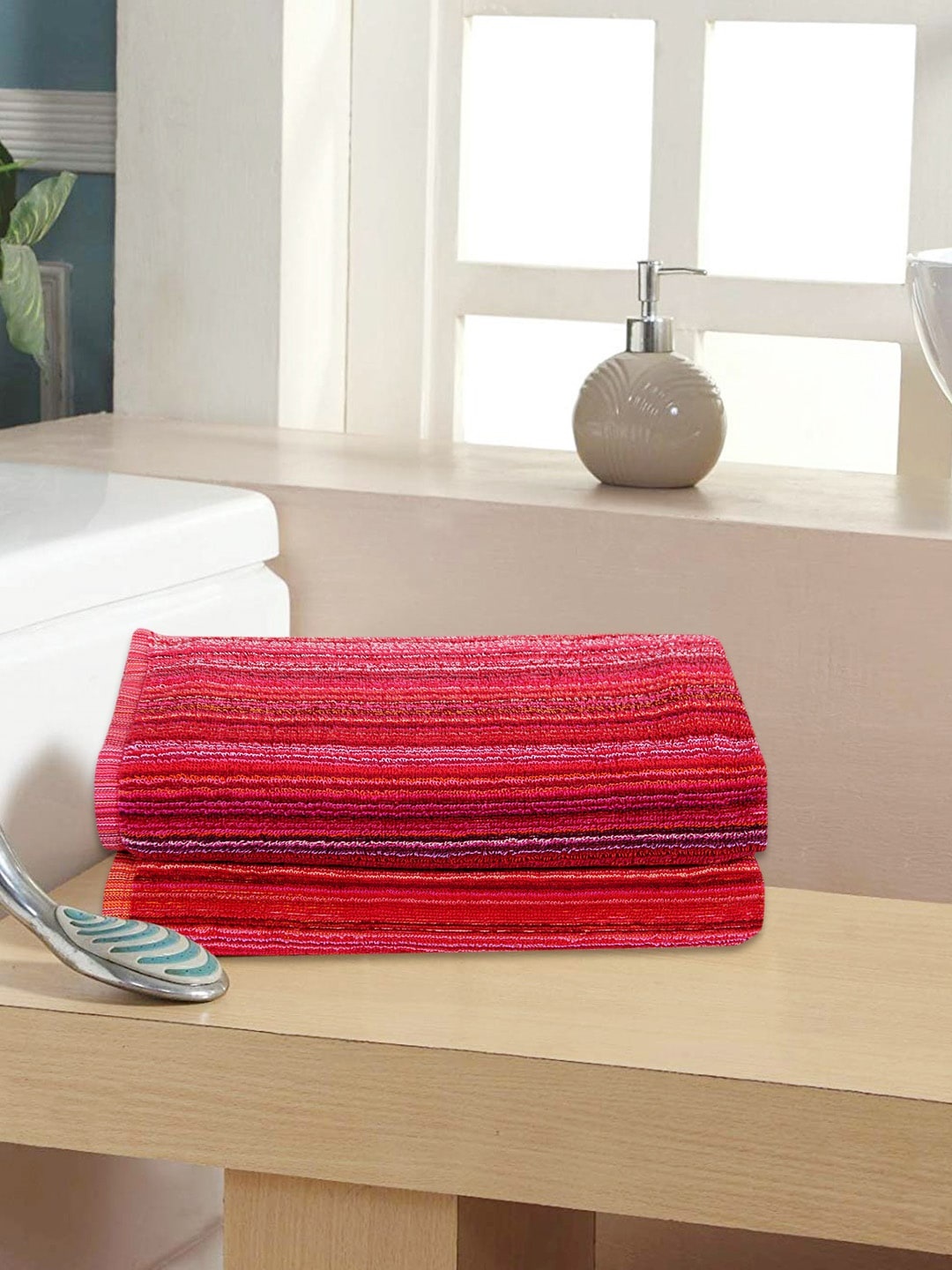 

ROMEE Set of 2 Red Striped 400GSM Bath Towels
