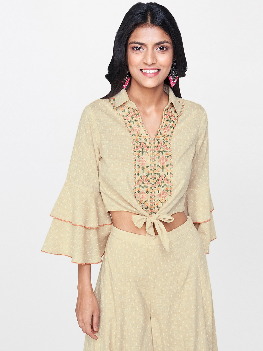 

Global Desi Women Beige Embroidered Crop Top