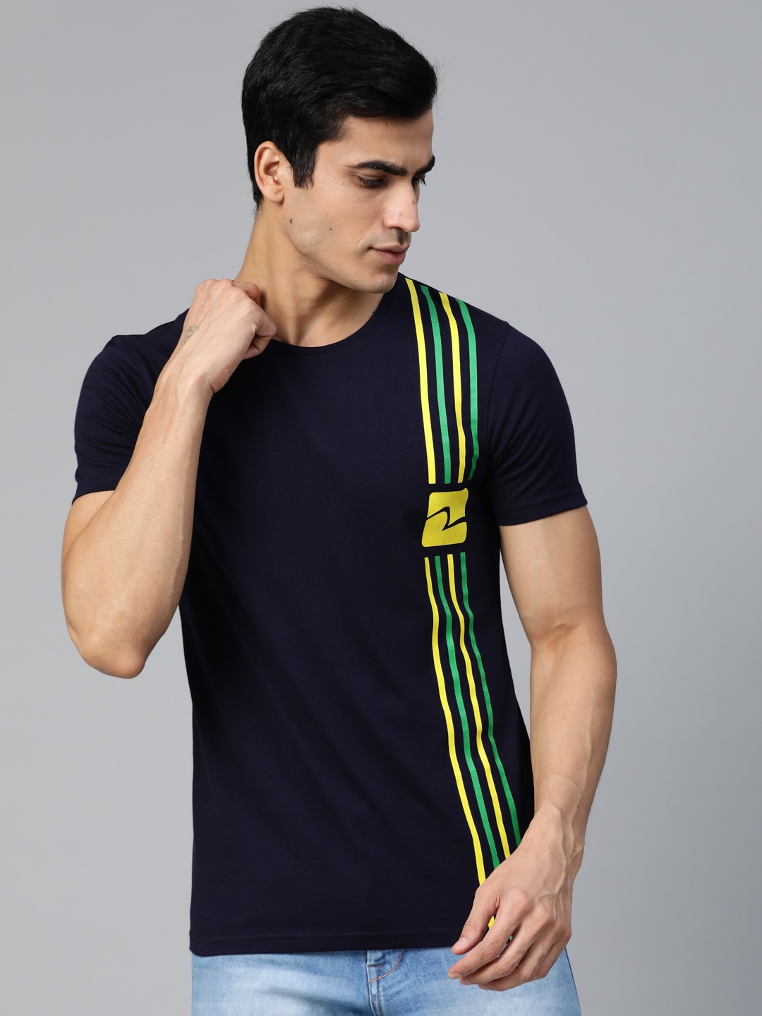 

UnderJeans by Spykar Men Navy Blue & Yellow Striped Detail Round Neck T-shirt