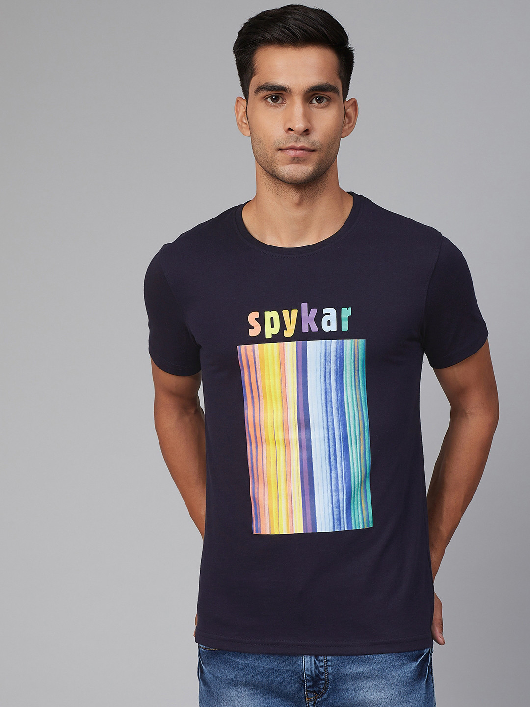 

UnderJeans by Spykar Men Navy Blue & Yellow Printed Round Neck T-shirt