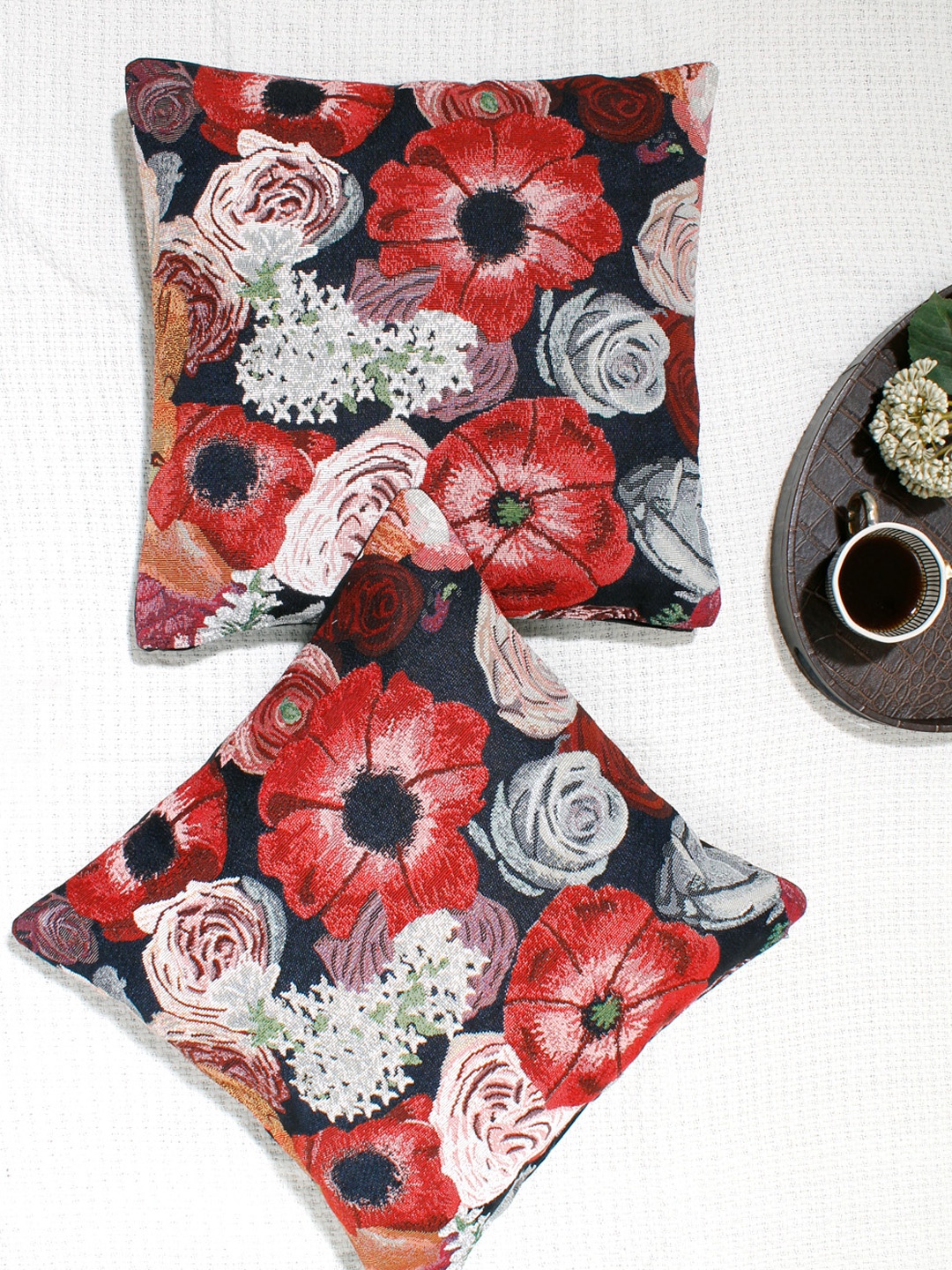

Avira Home Black & Green Set of 2 Floral Square Cushion Covers
