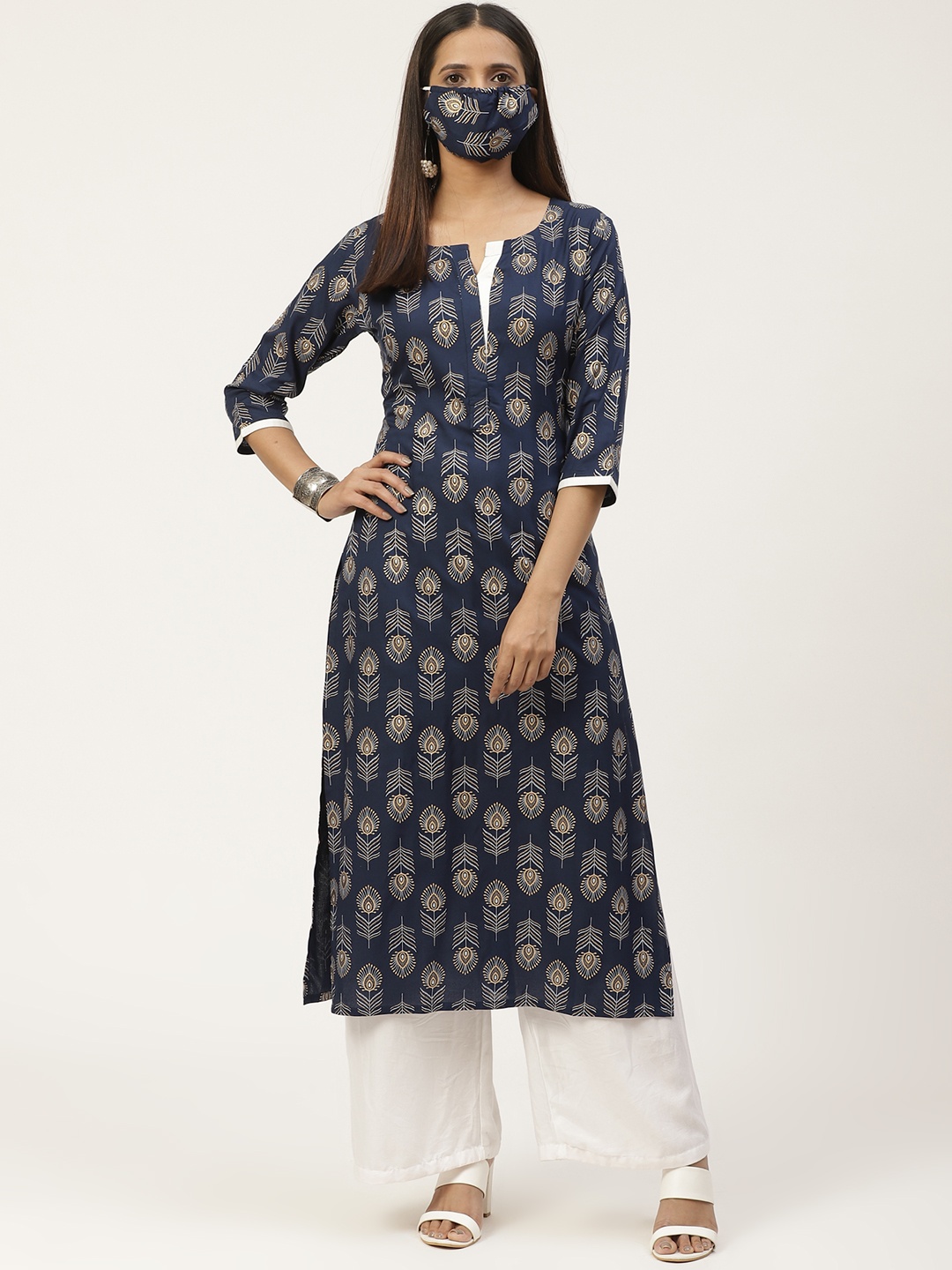 

GERUA Women Navy Blue Golden Printed Straight Kurta