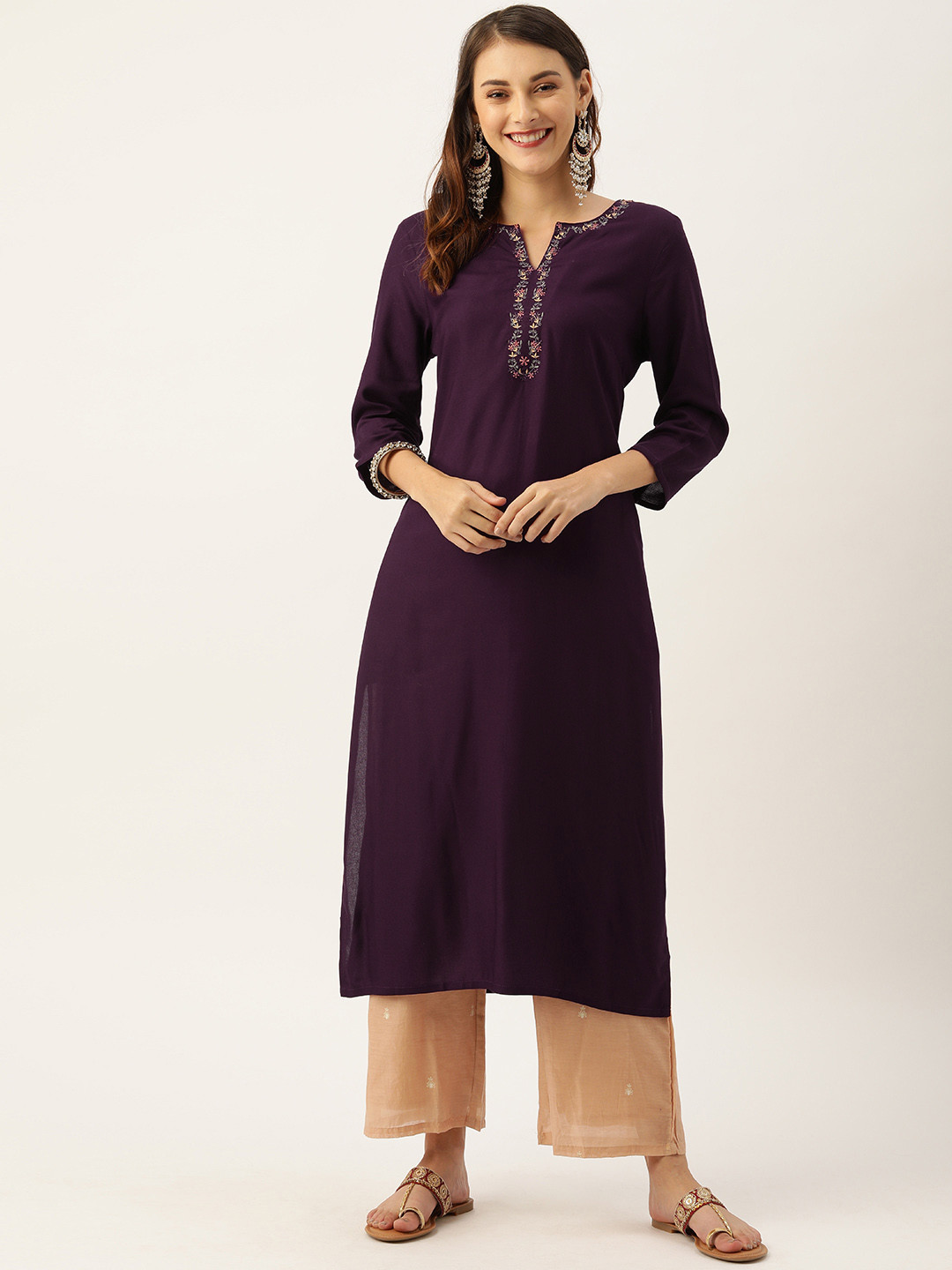 

House of Pataudi Women Burgundy Solid Straight Kurta with Embroidered Detail