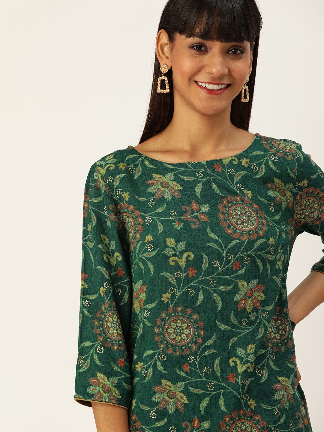 

House of Pataudi Women Green & Red Printed Straight Kurta