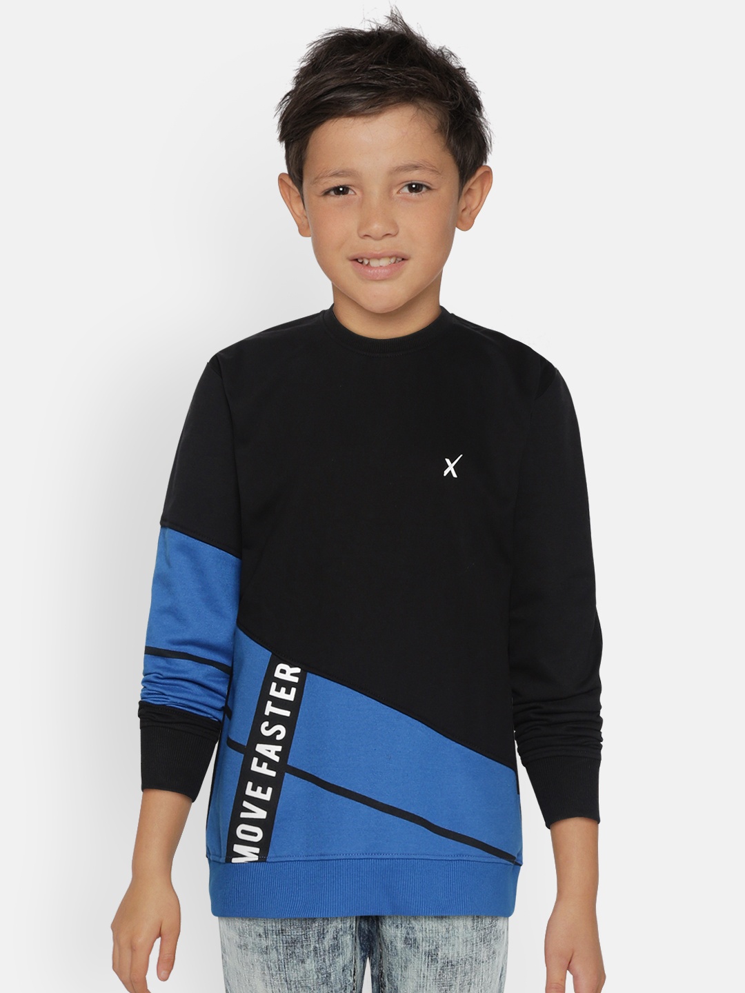 

HRX by Hrithik Roshan Boys Black Colourblocked Antimicrobial Rapid-Dry Active Sweatshirt