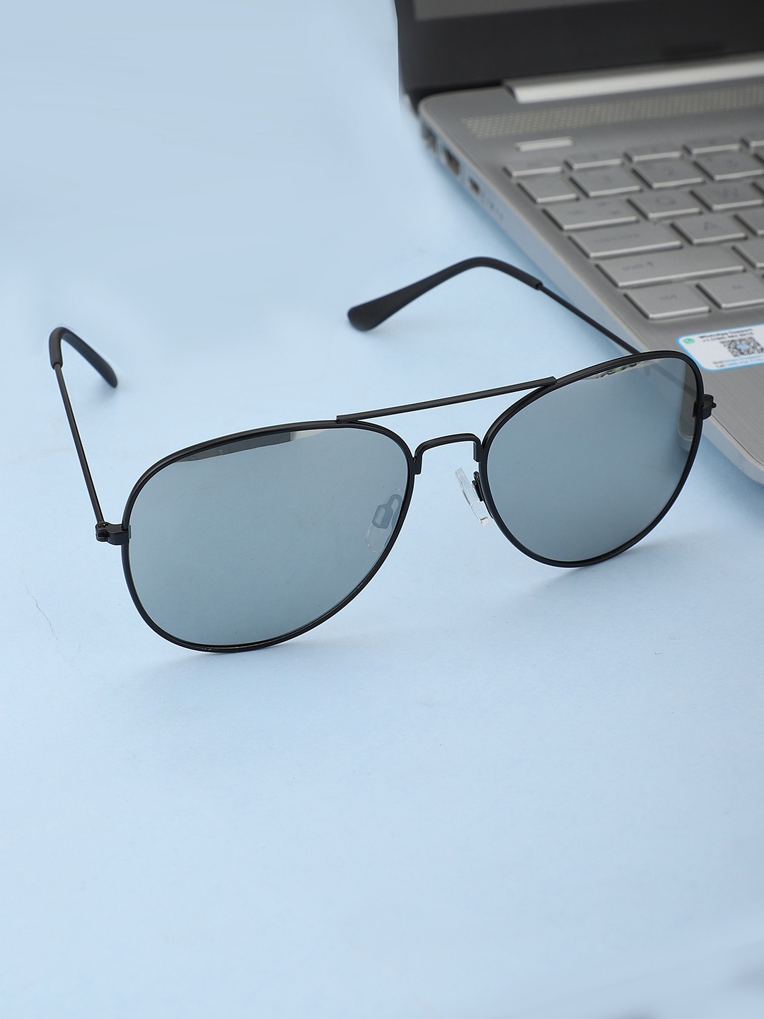 

Carlton London Unisex Polarised Aviator Sunglasses 61901, Black