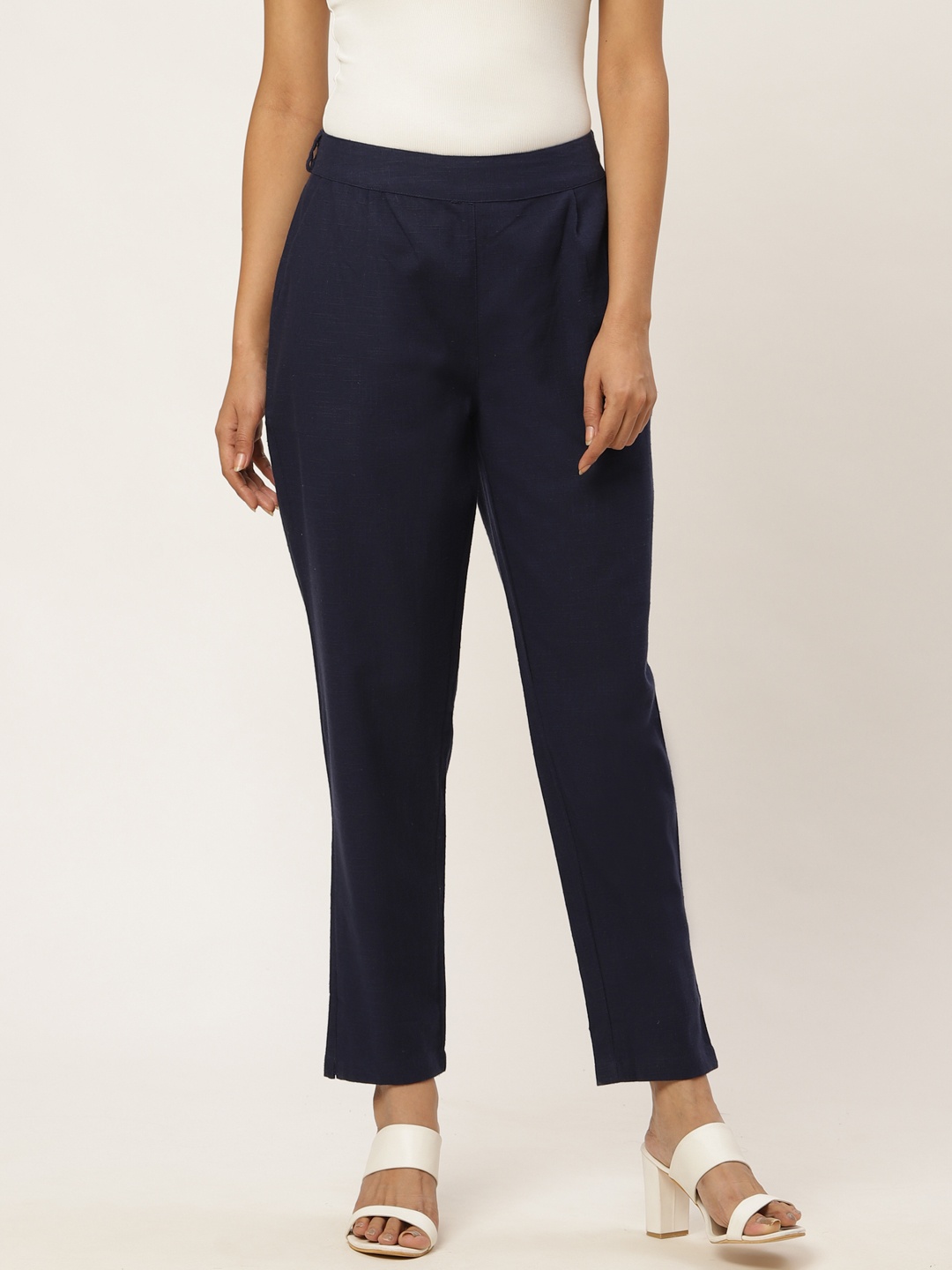 

FABRIC FITOOR Women Navy Blue Relaxed Straight Fit Solid Regular Trousers