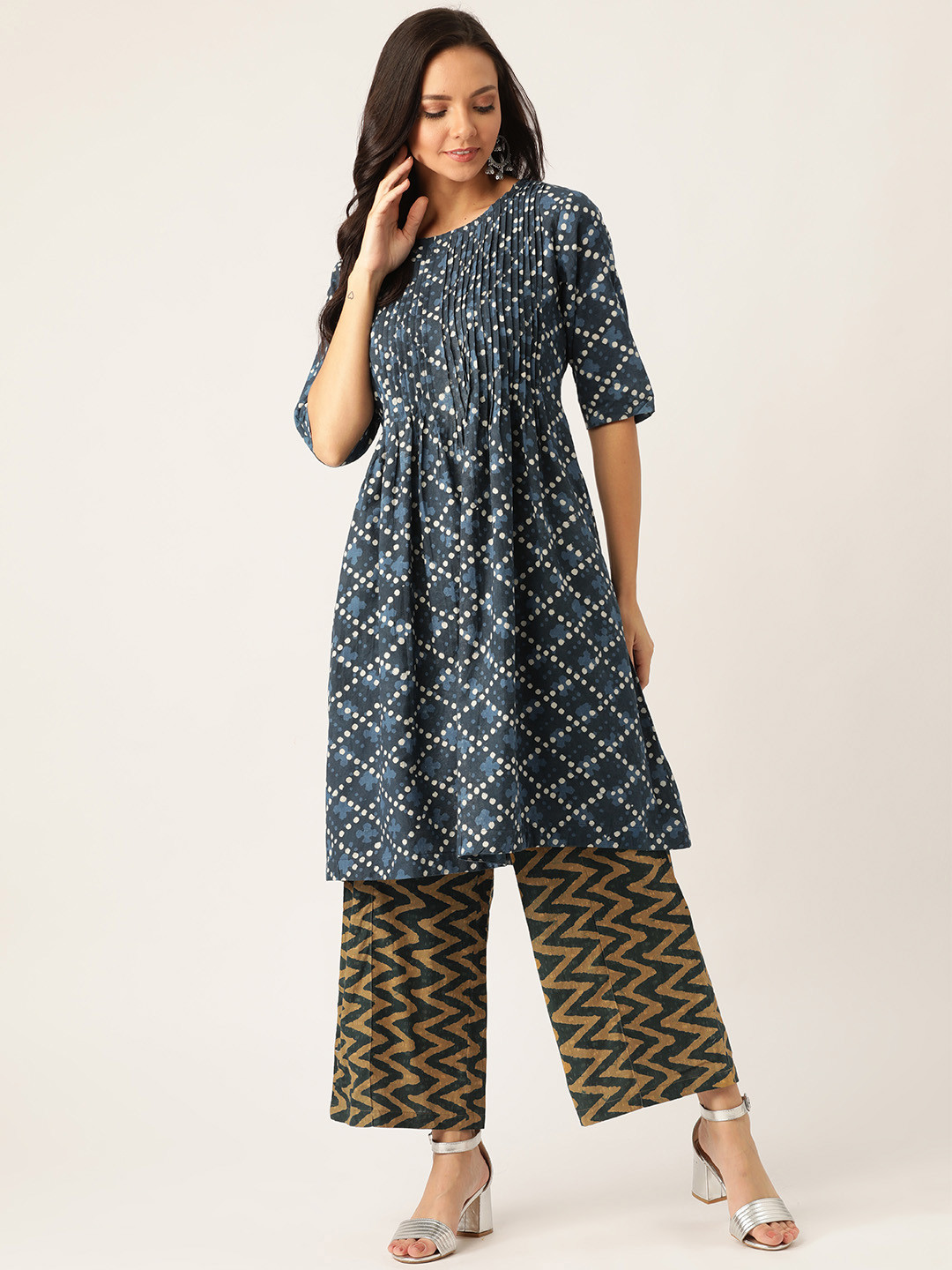

Sangria Women Navy Blue & Mustard Brown Printed Kurta with Palazzos