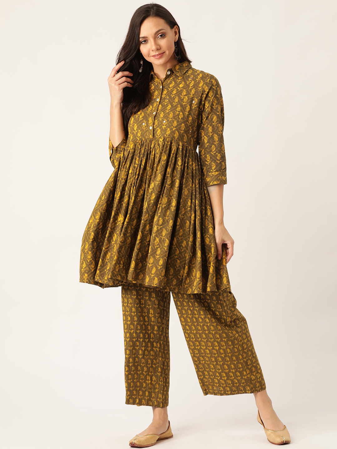 

Sangria Women Olive Green & Mustard Yellow Paisley Print Kurta with Palazzos