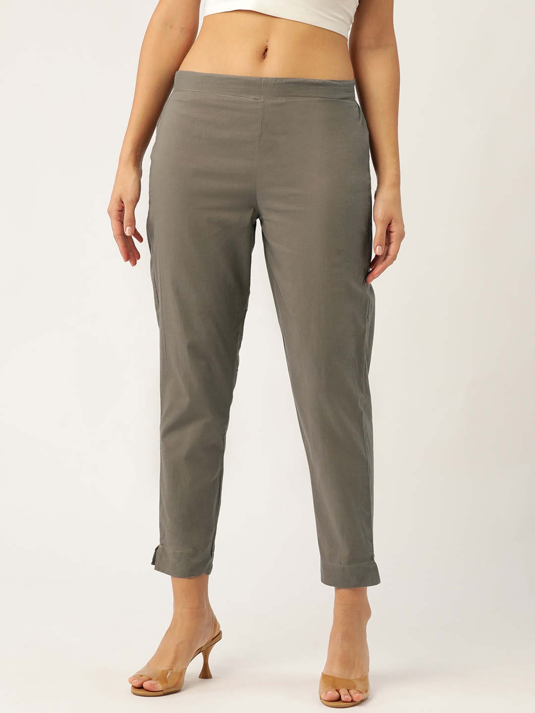 

Sangria Women Grey Regular Fit Solid Cropped Trousers
