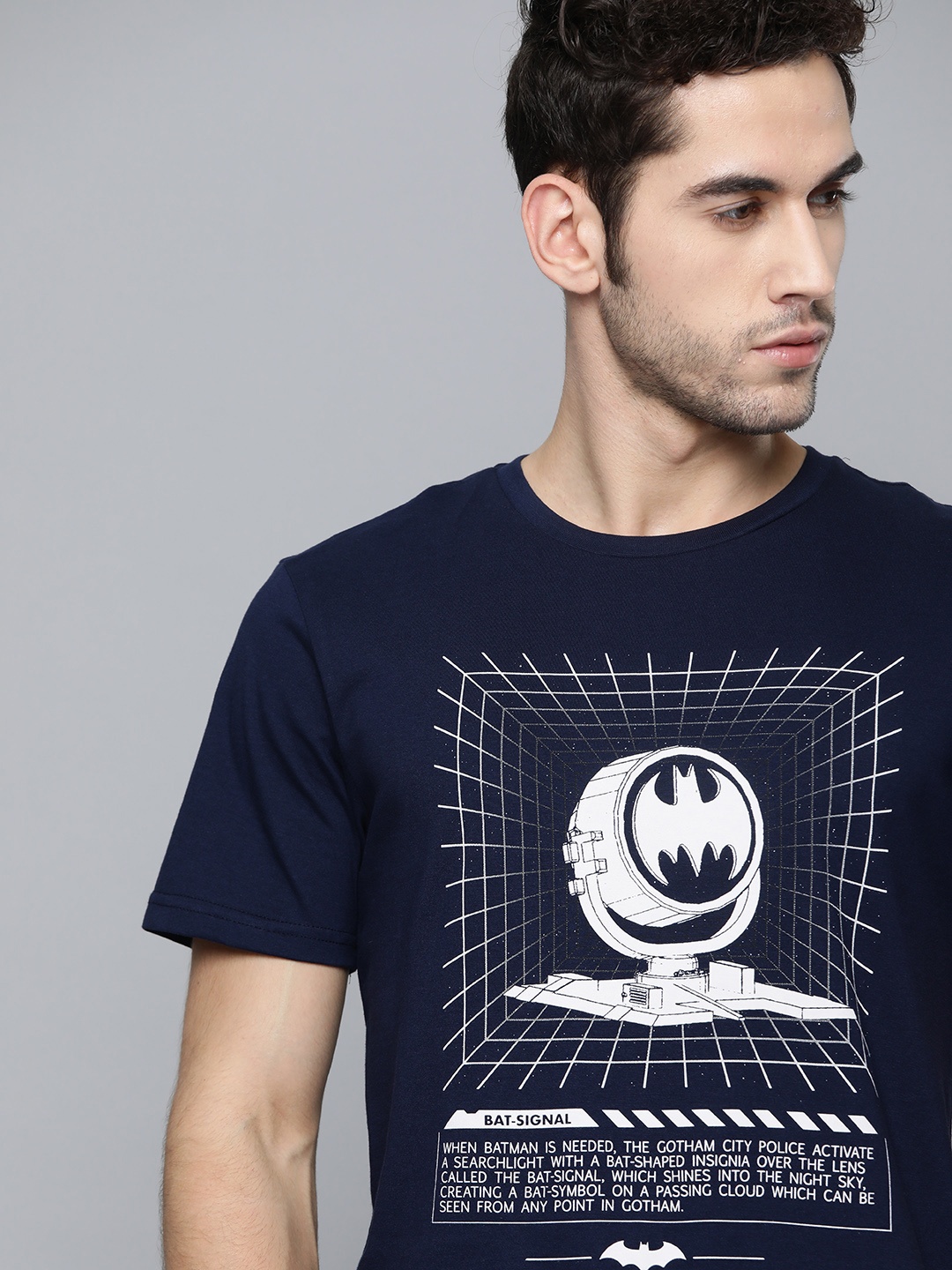 

Kook N Keech Batman Men Navy Blue Batman Print Pure Cotton Round Neck T-shirt