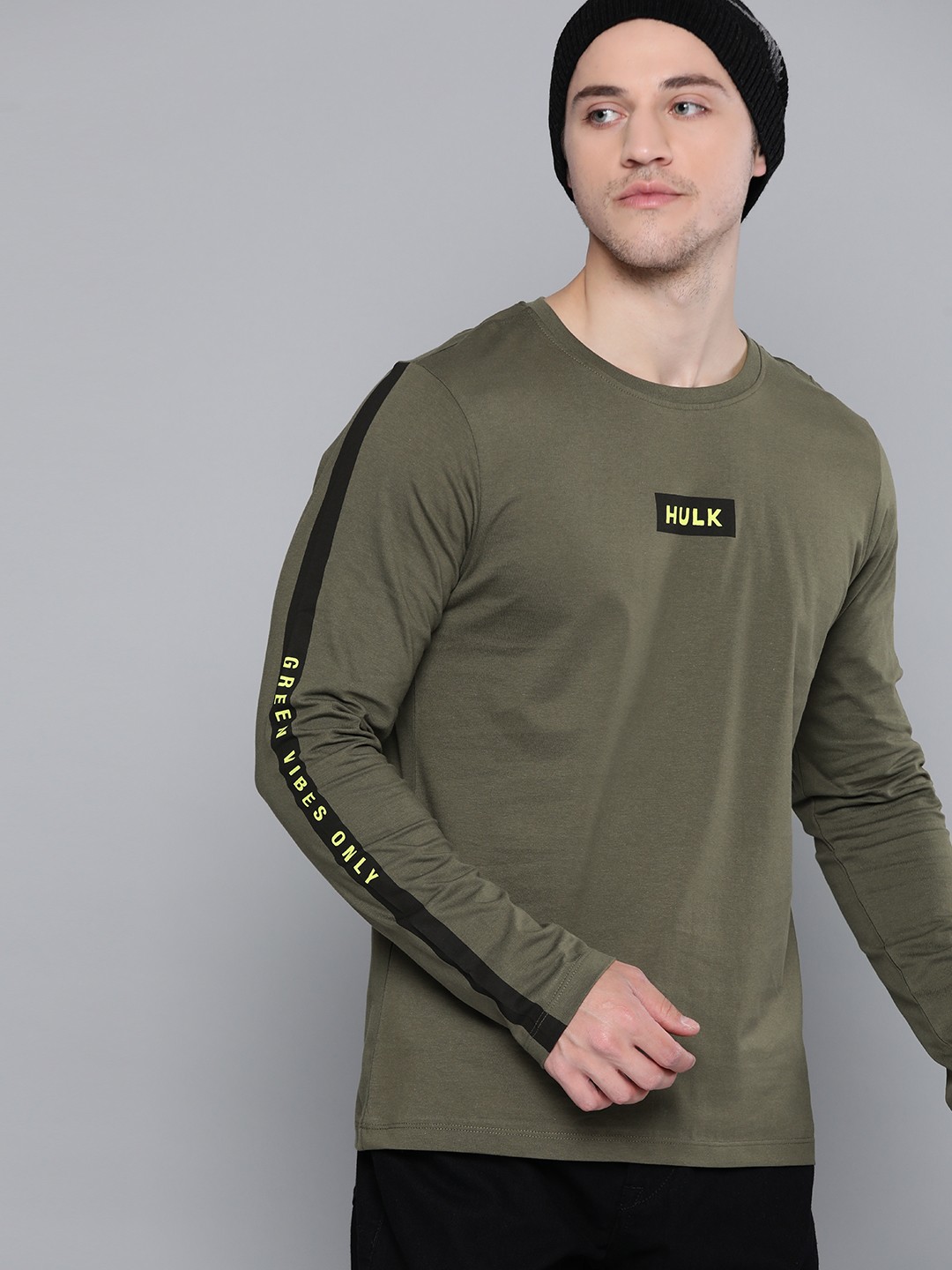 

Kook N Keech Marvel Men Olive Green Pure Cotton Hulk Print Round Neck T-shirt