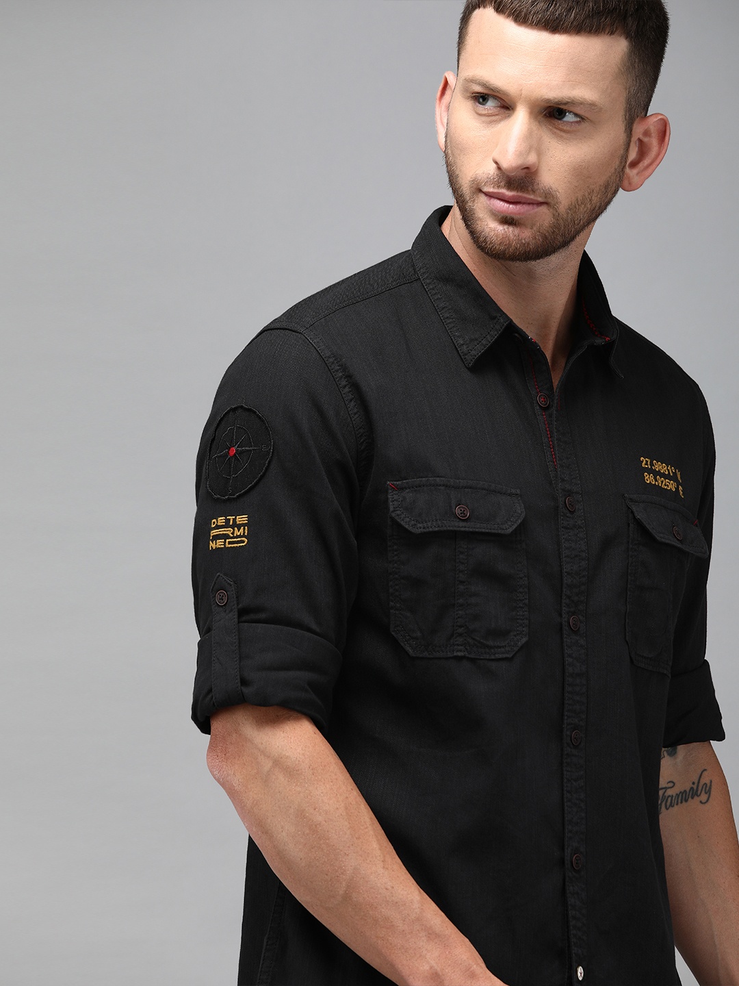 

Roadster Men Black Regular Fit Solid Casual Shirt