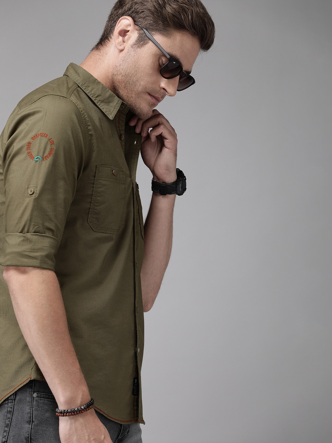 

Roadster Green Turn Men Military Green Sustainable Sorona Blend Shirt, Olive