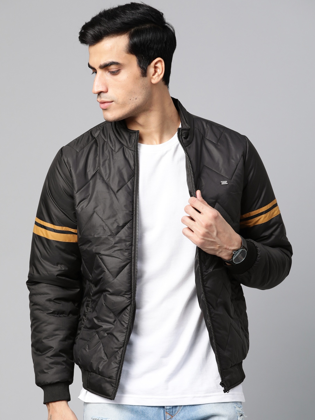 

Roadster Men Black Solid Quilted Jacket