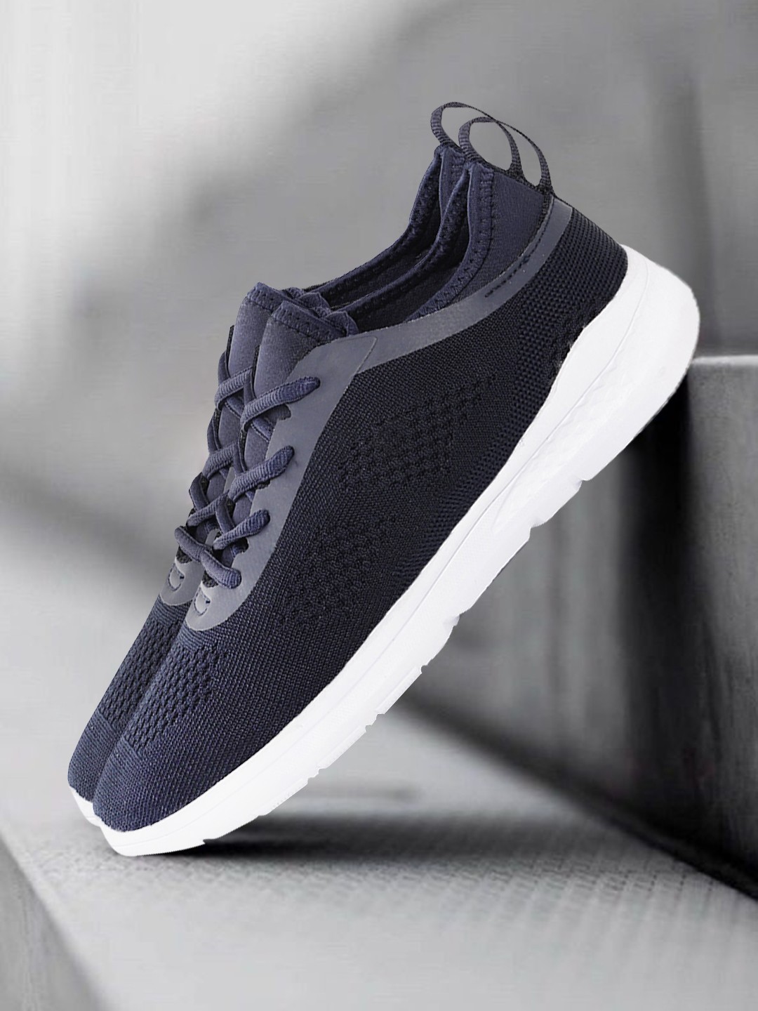 

HRX by Hrithik Roshan Women Navy Blue Street Running Shoes