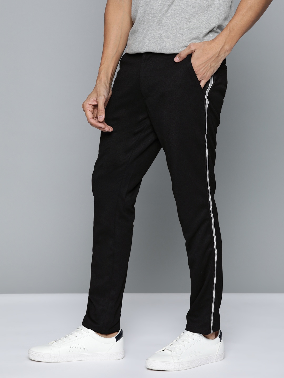 

Mast & Harbour Men Black Side Striped Regular Fit Solid Trousers