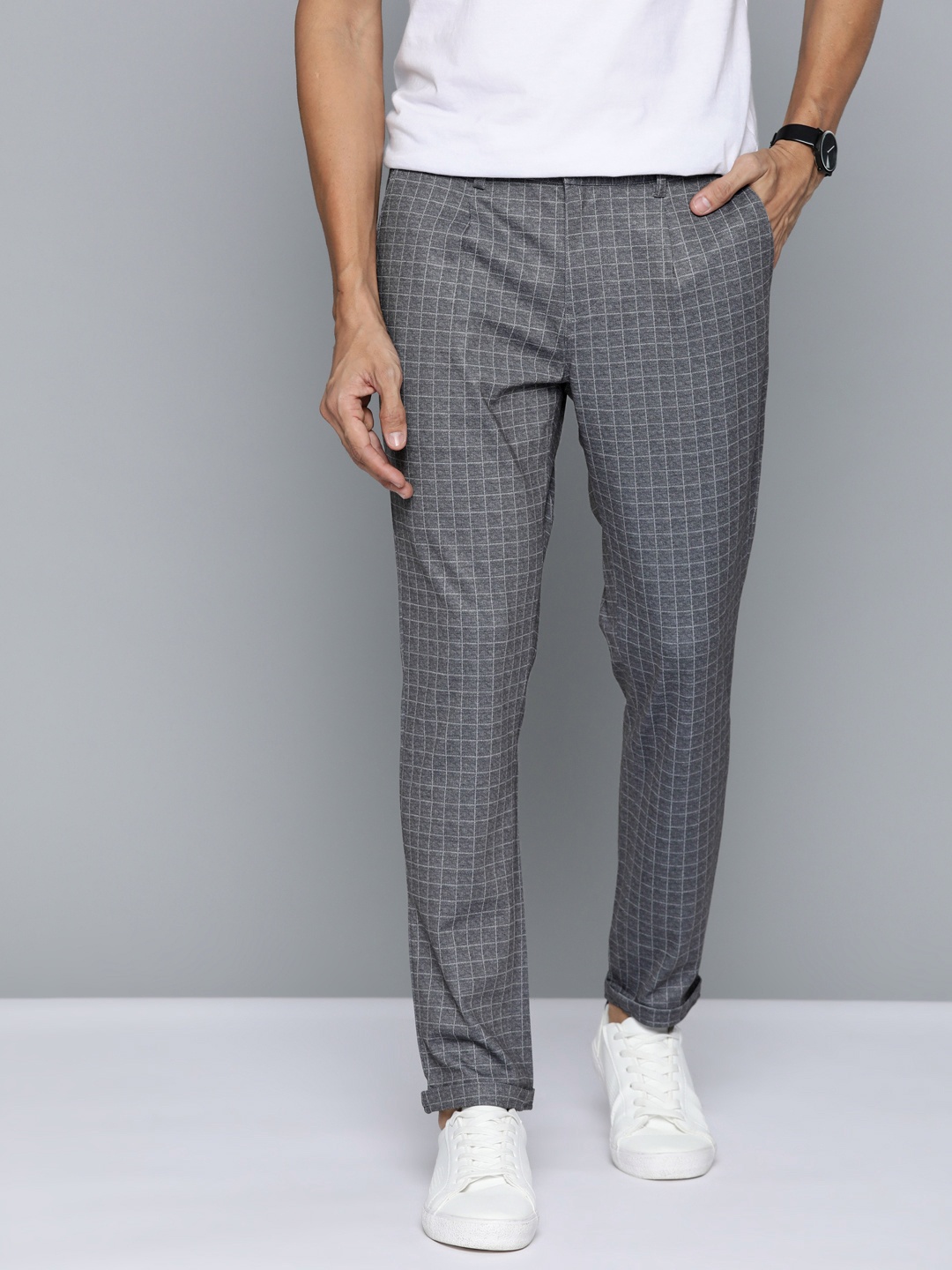 

Mast & Harbour Men Charcoal Grey Regular Fit Checked Trousers