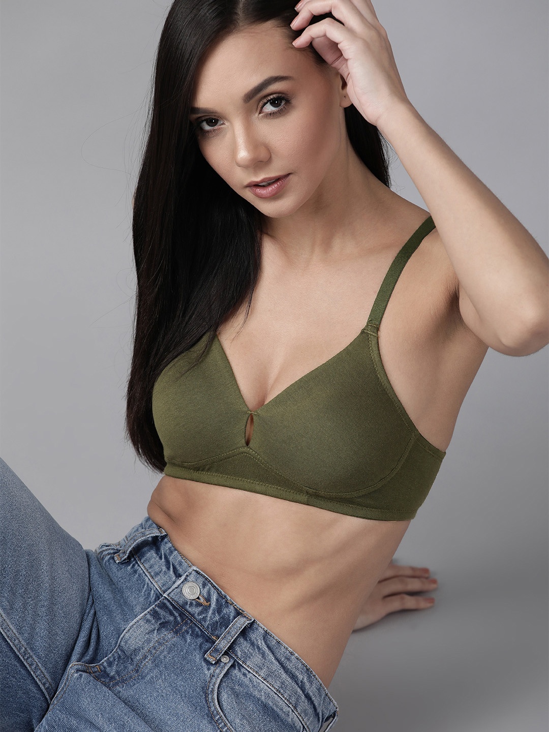 

Roadster Olive Green Solid Non-Wired Non Padded Everyday Bra RDST-PAAM-BRA-002-R14
