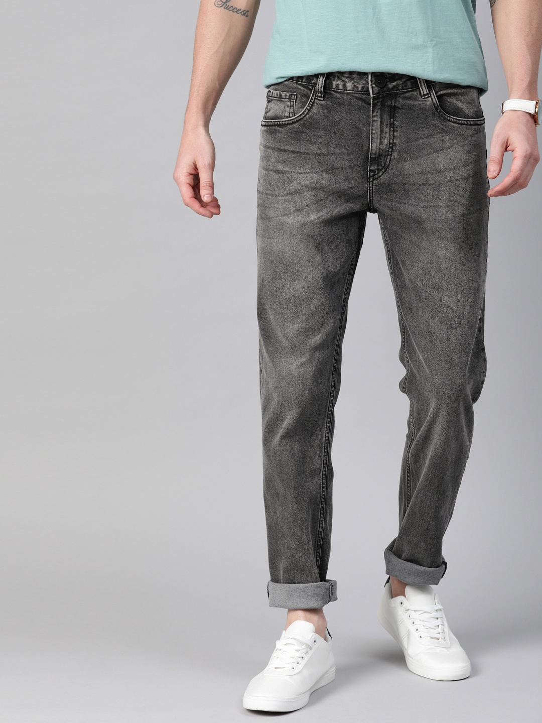 

Mast & Harbour Men Grey Slim Fit Mid-Rise Clean Look Stretchable Jeans