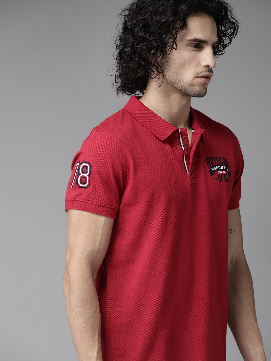 

Roadster Men Red Pure Cotton Solid Polo Collar T-shirt
