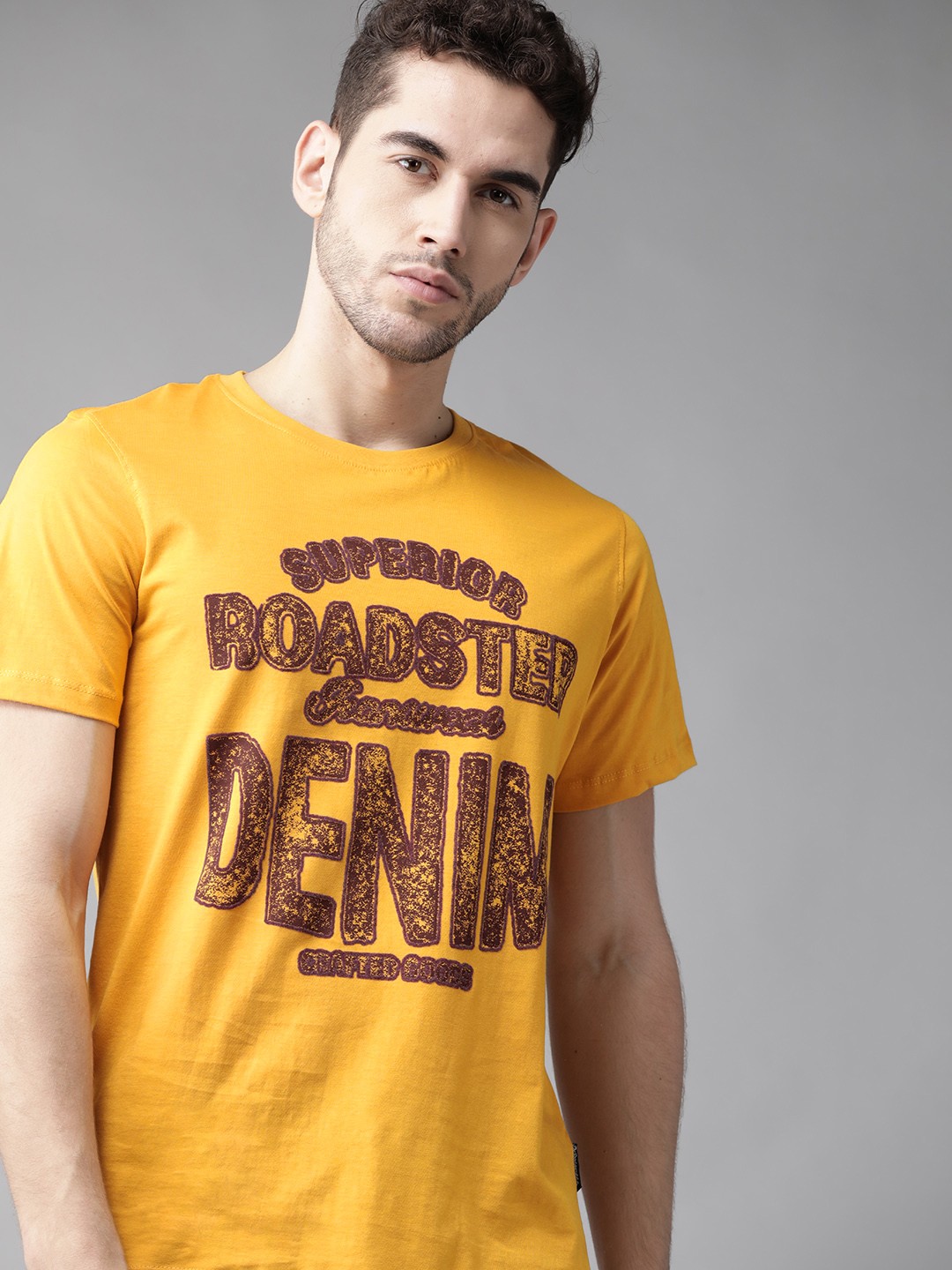 

Roadster Men Mustard Yellow & Brown Printed Round Neck T-shirt