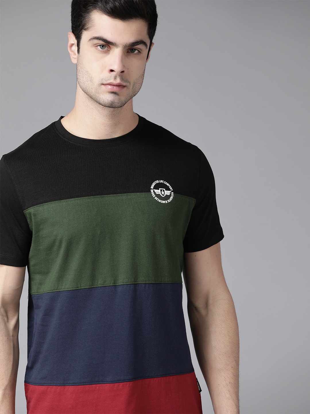 

Roadster Men Black Green Colourblocked Round Neck Pure Cotton T-shirt
