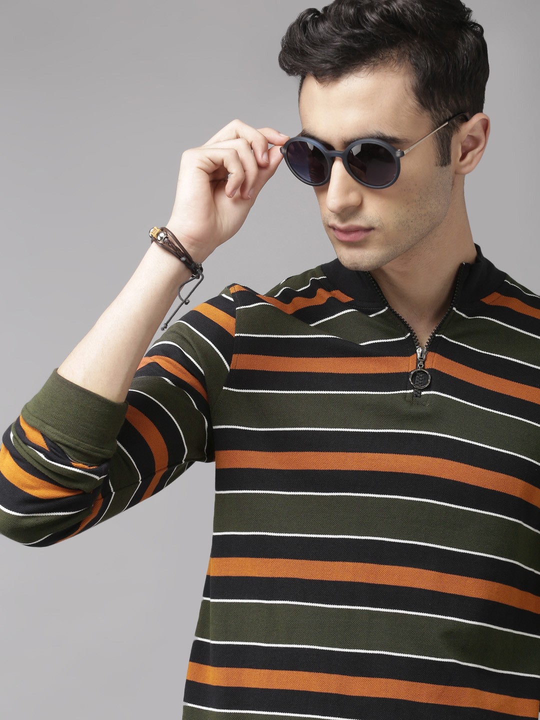 

Roadster Men Olive Green & Black Pure Cotton Striped Mandarin Collar T-shirt
