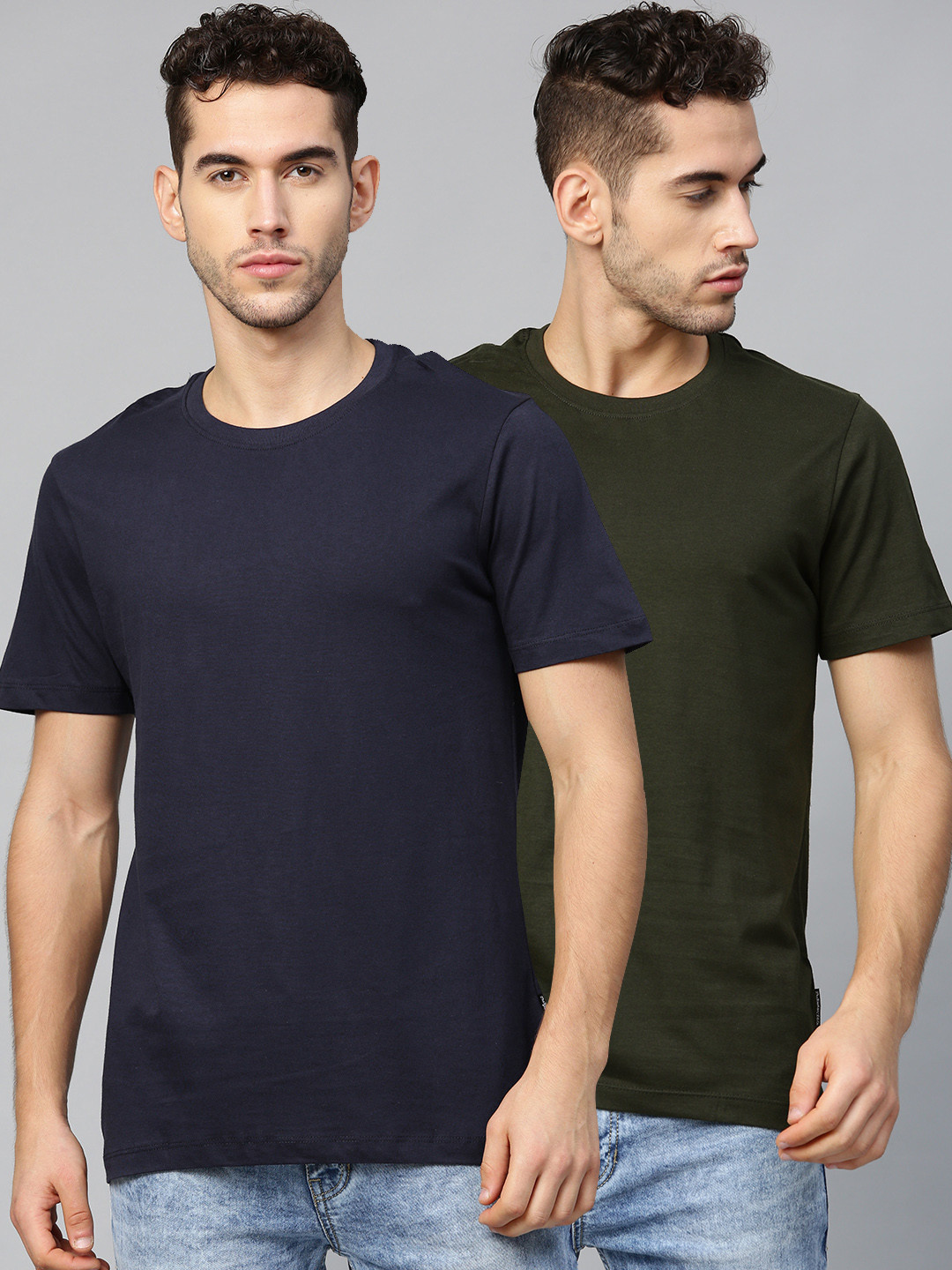 

Roadster Men Pack Of 2 Solid Round Neck Pure Cotton T-shirts, Navy blue