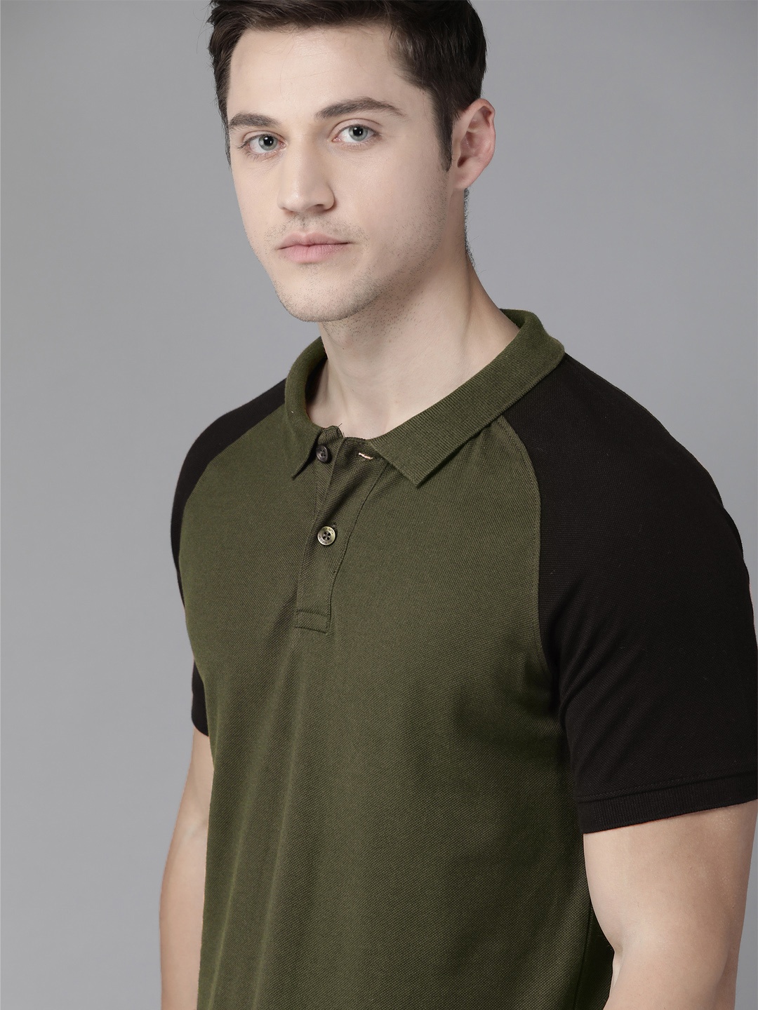 

Roadster Men Olive Green Solid Polo Collar Pure Cotton T-shirt