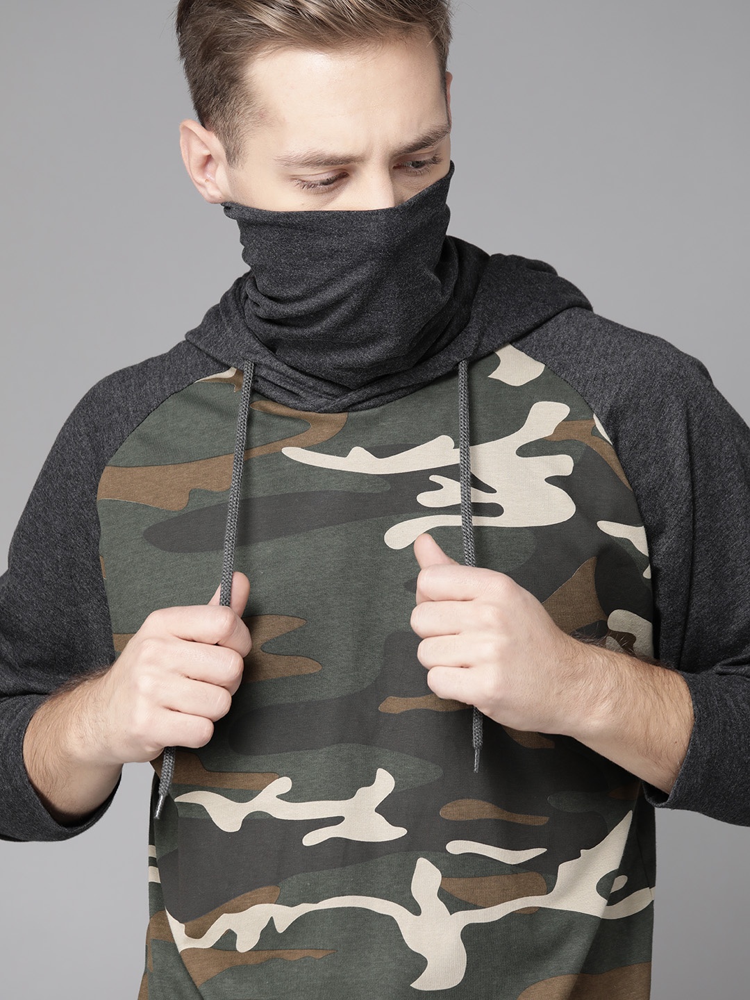 

Roadster Men Olive Green Camouflage Print Hooded Sweatshirt