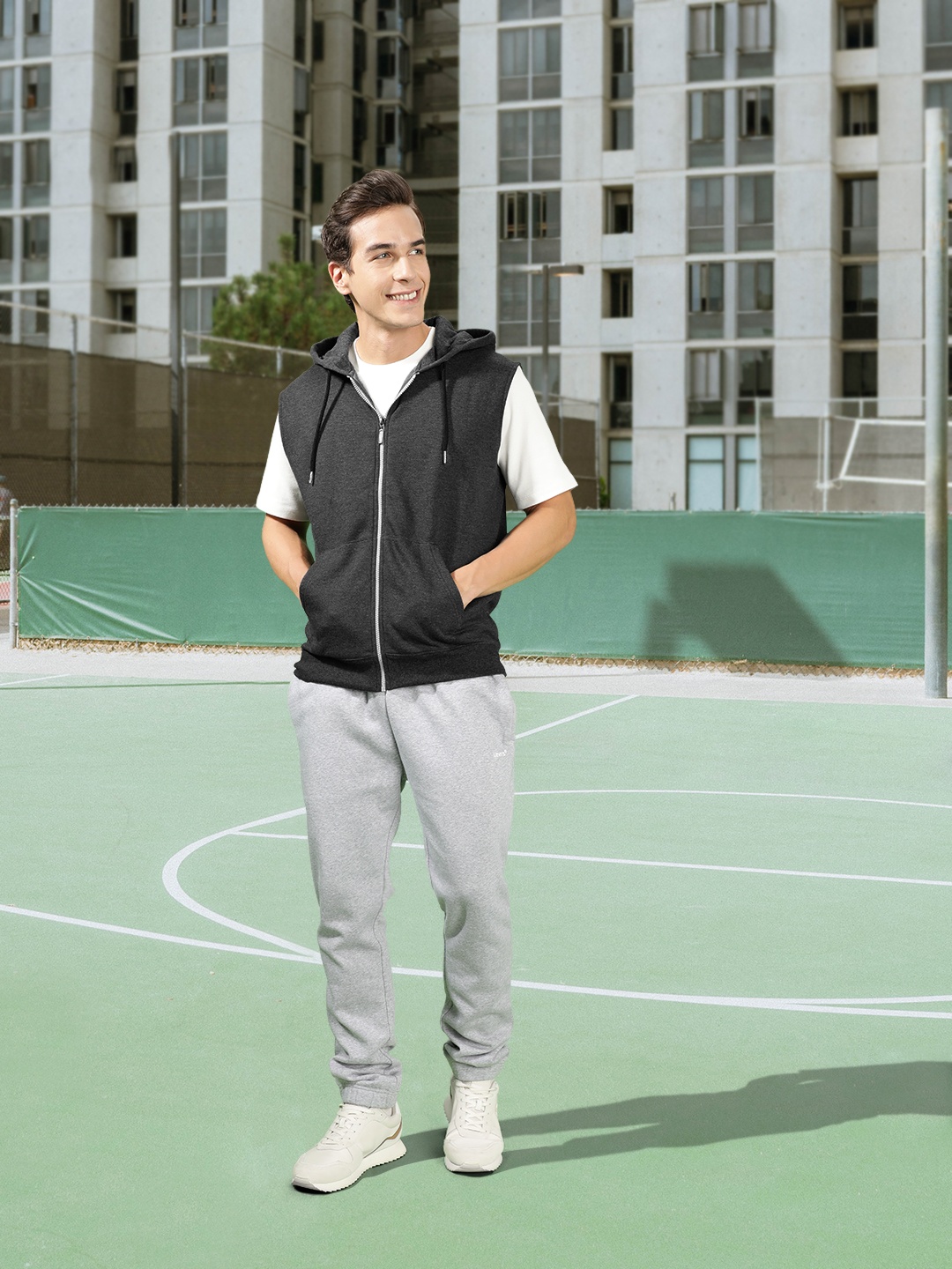 

Harvard Men Charcoal Grey Solid Hooded Sweatshirt