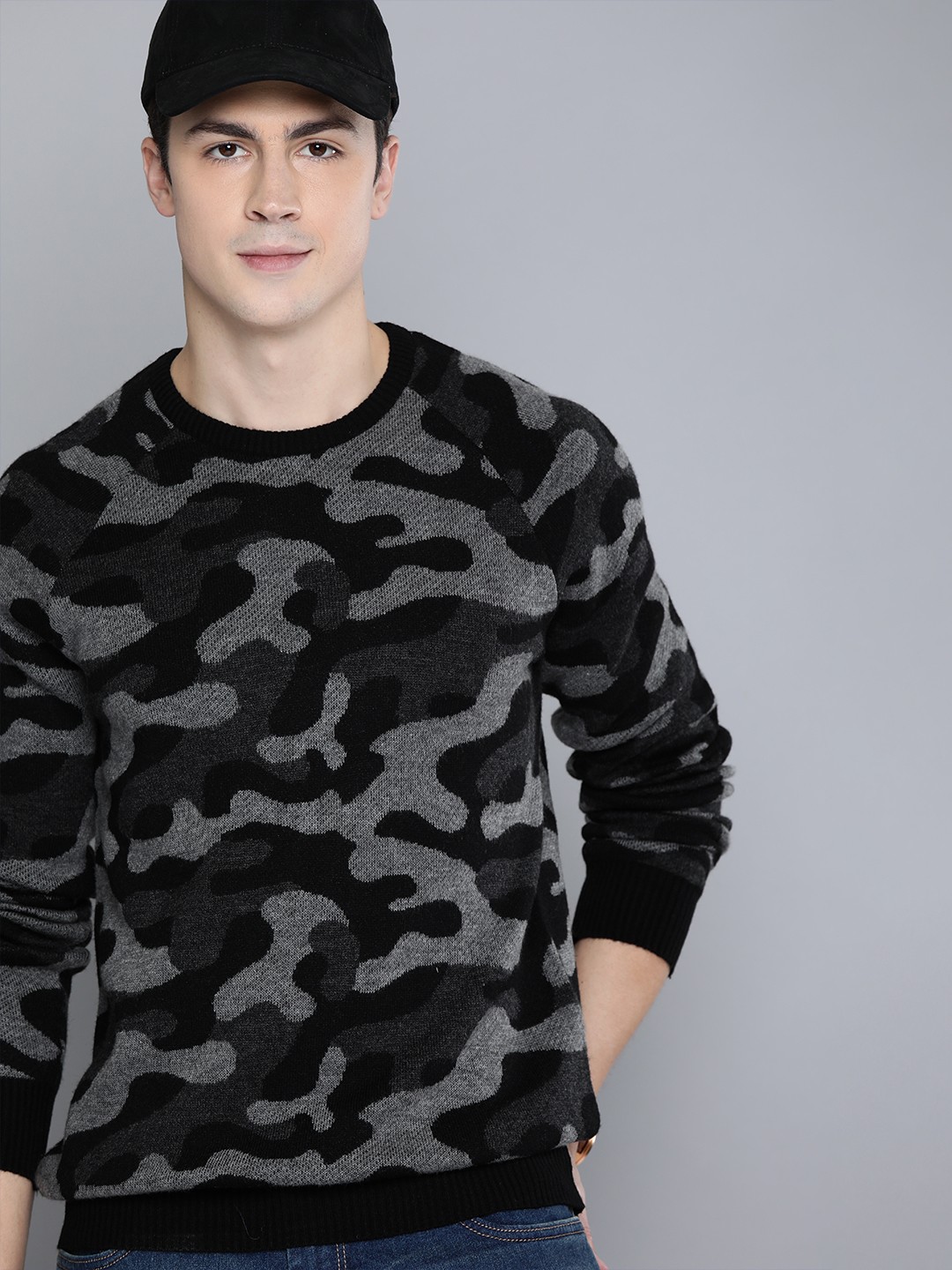 

Harvard Men Grey Melange & Black Camouflage Printed Pullover Sweater