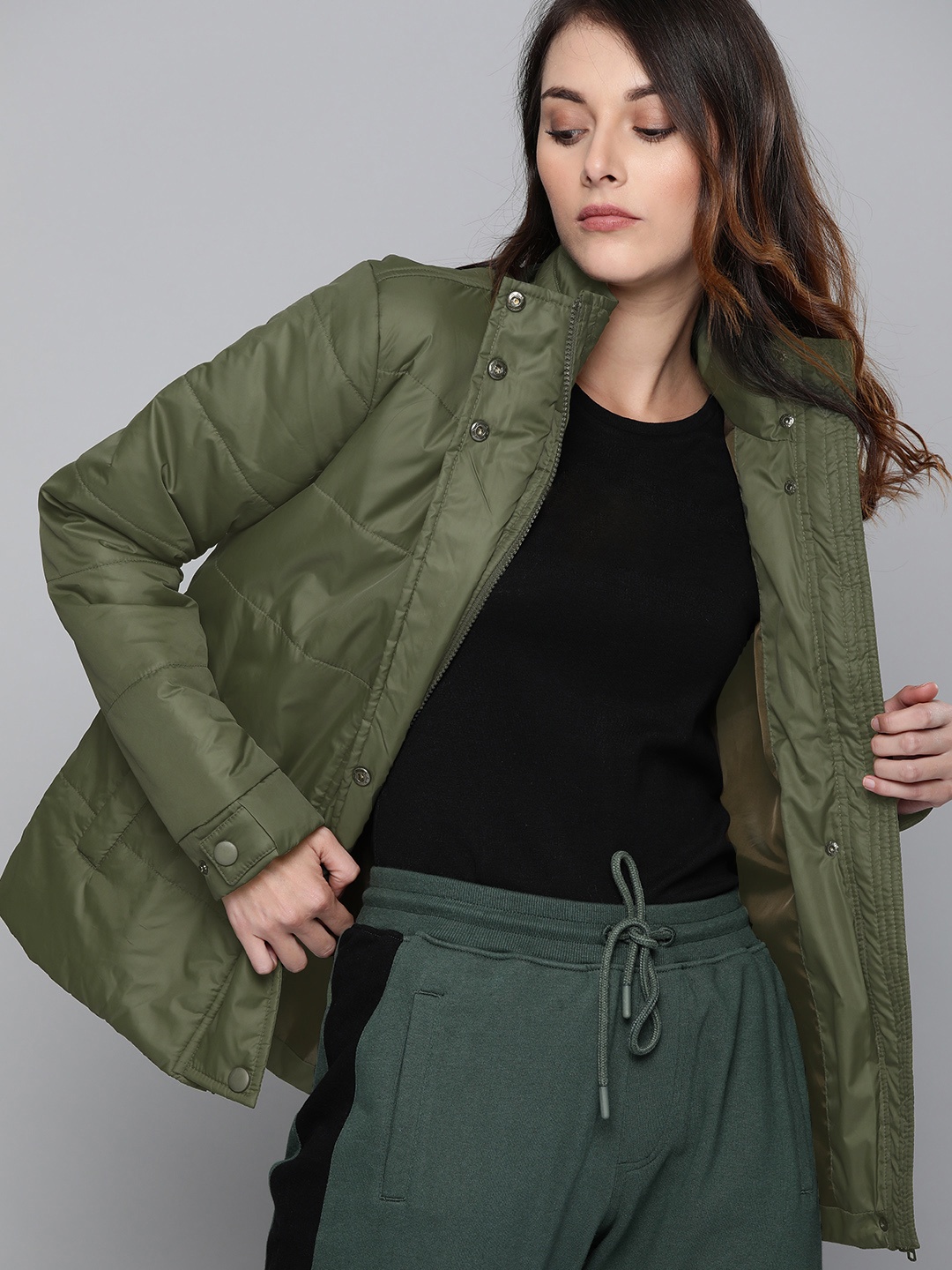 

Harvard Women Green Solid Padded Jacket