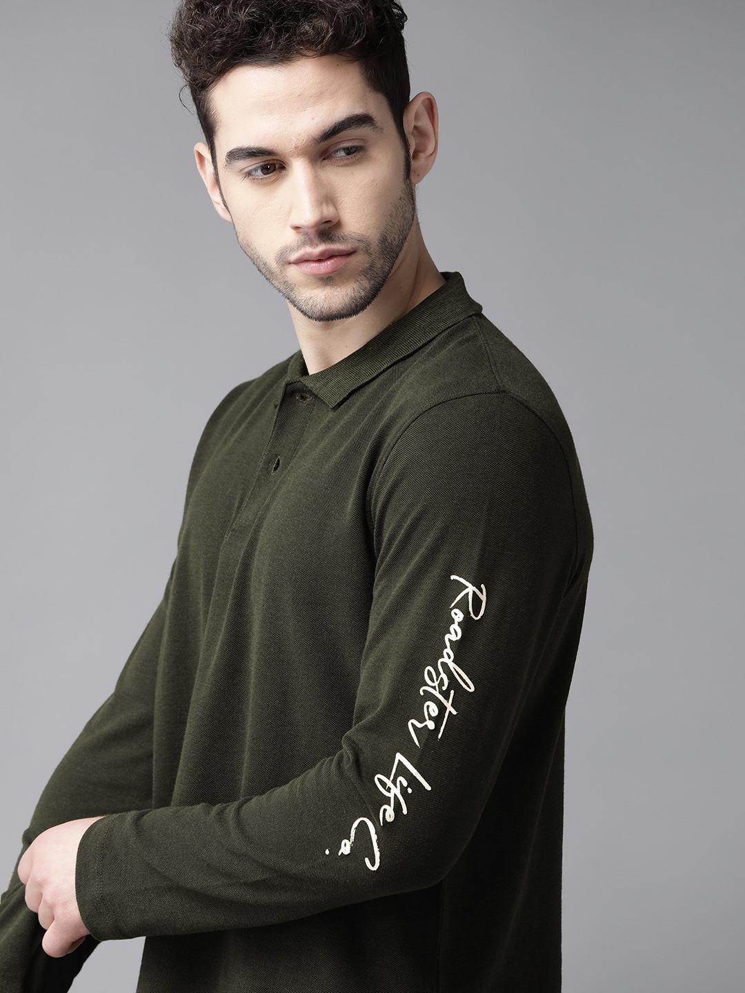 

Roadster Men Olive Green Pure Cotton Solid Polo Collar Pure Cotton T-shirt