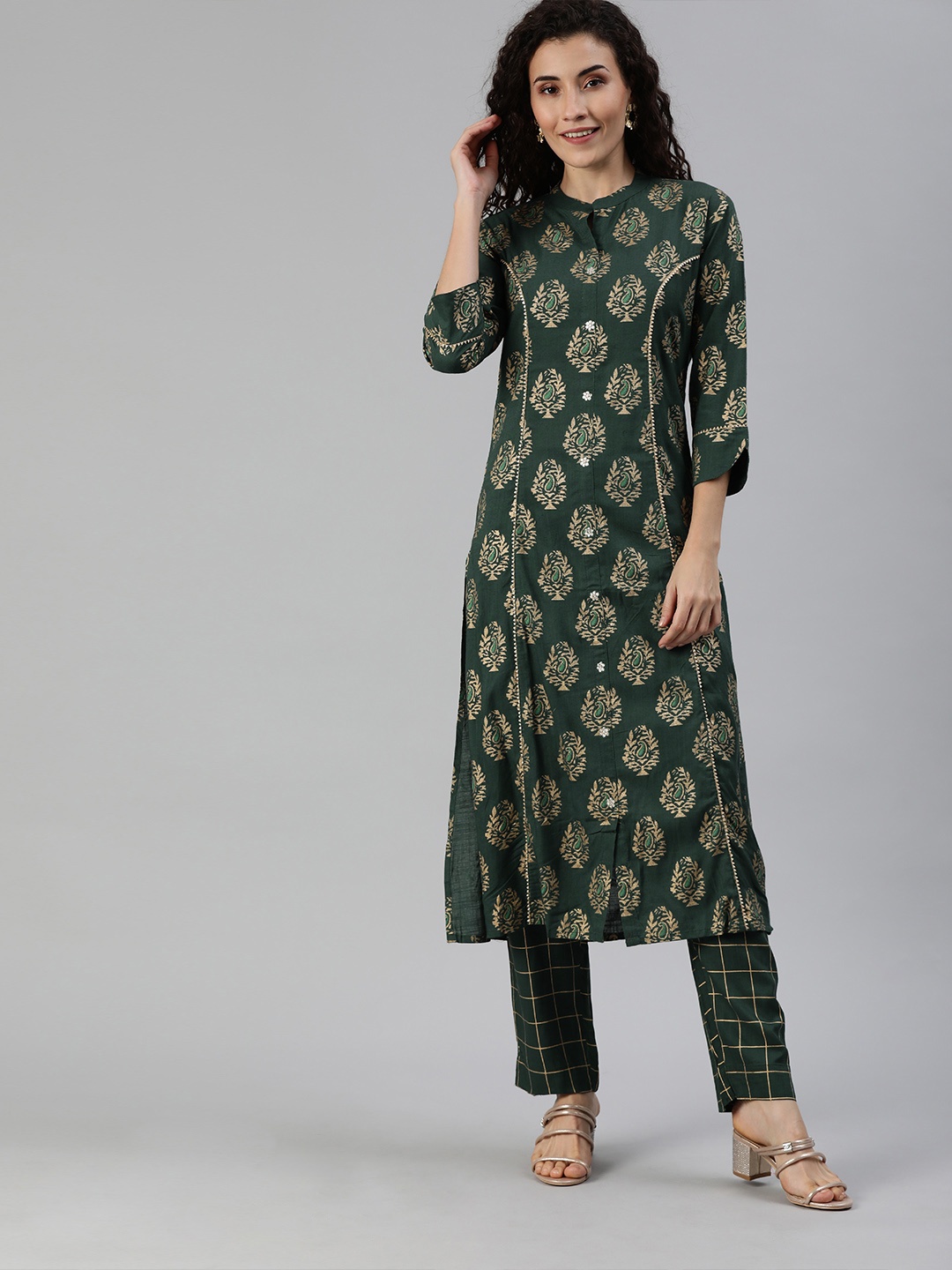 

Ishin Women Green & Gold-Toned Printed Kurta with Trousers