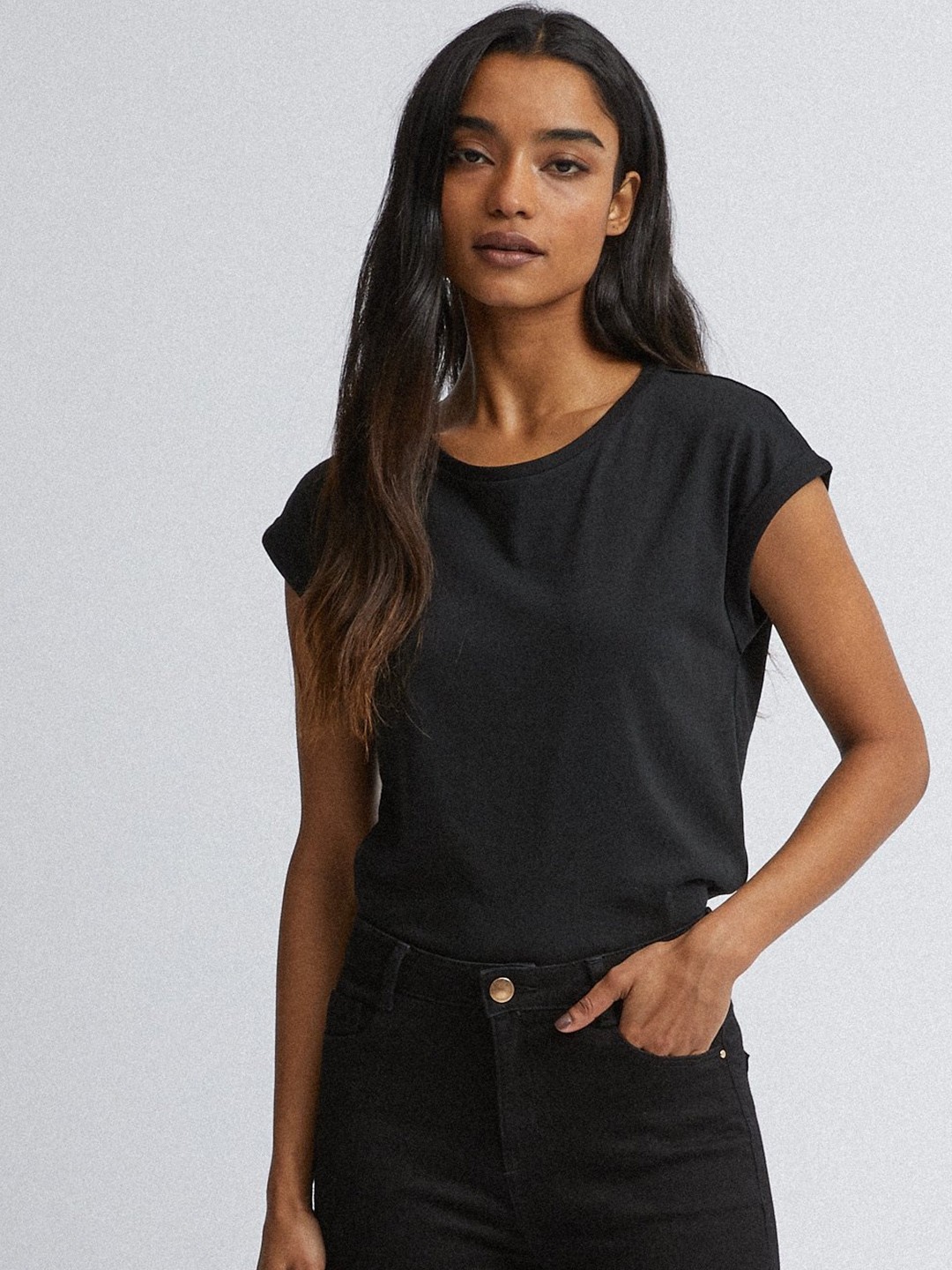 

DOROTHY PERKINS Women Charcoal Grey Solid Round Neck Organic Cotton T-shirt