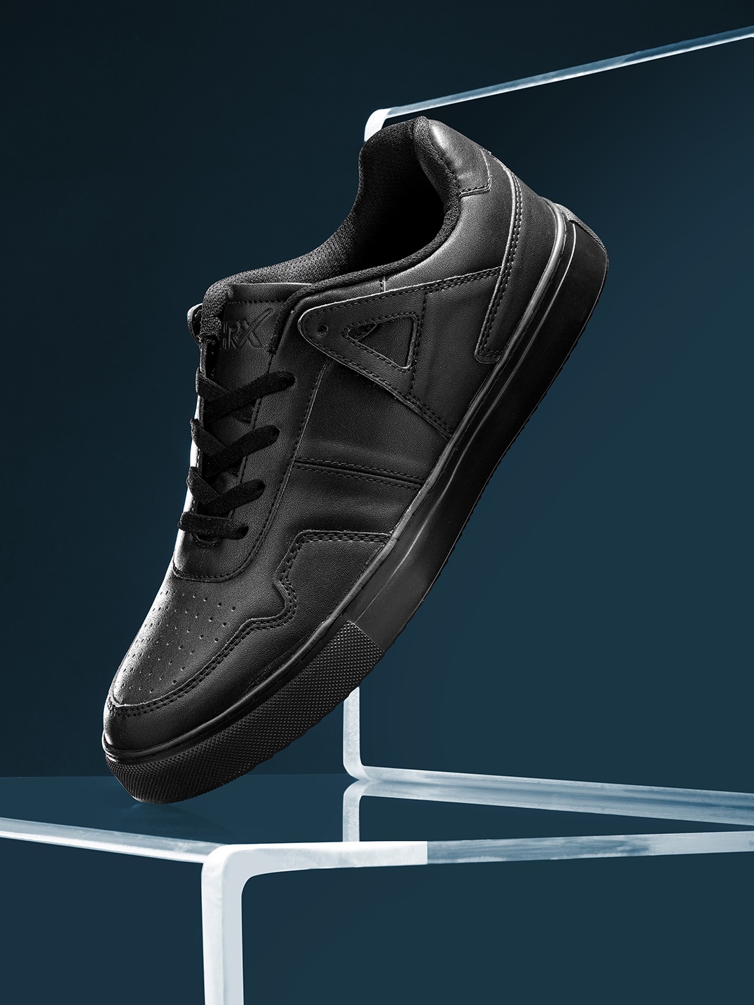 

HRX by Hrithik Roshan Men Black Skate Street Sneaker